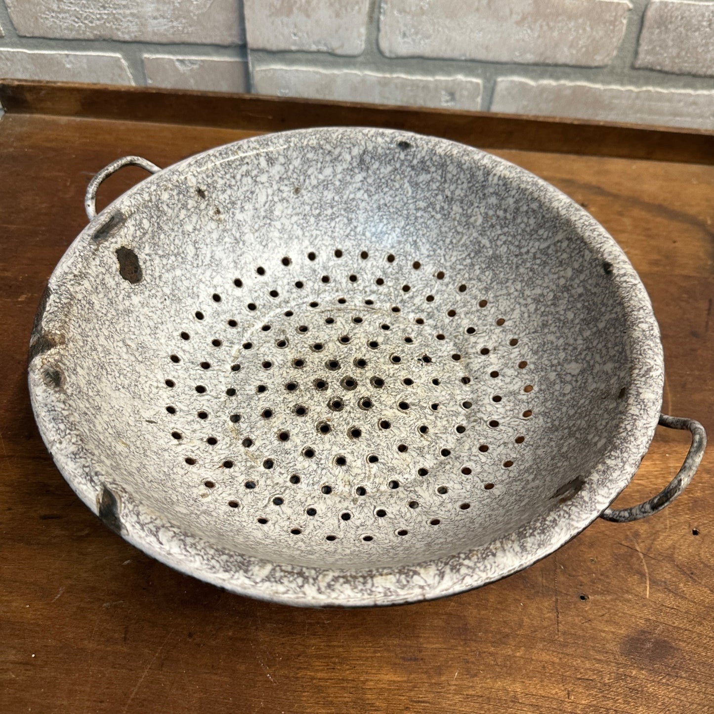 Antique Primitive Brown White Granitware Enamelware Colander Strainer Farmhouse