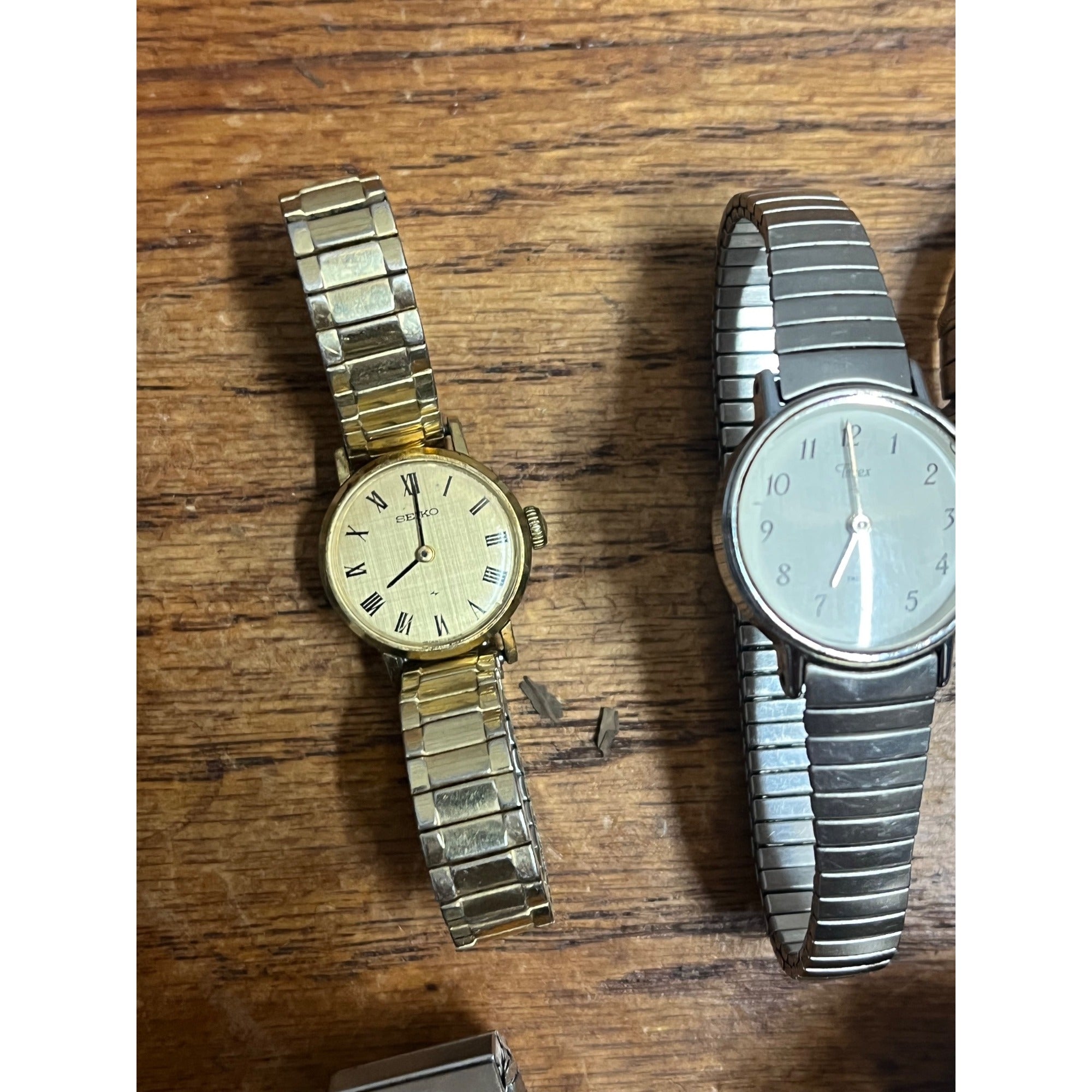 Vintage Lot Mens & Ladies Wrist Watches Parts/Repair Seiko Timex ++