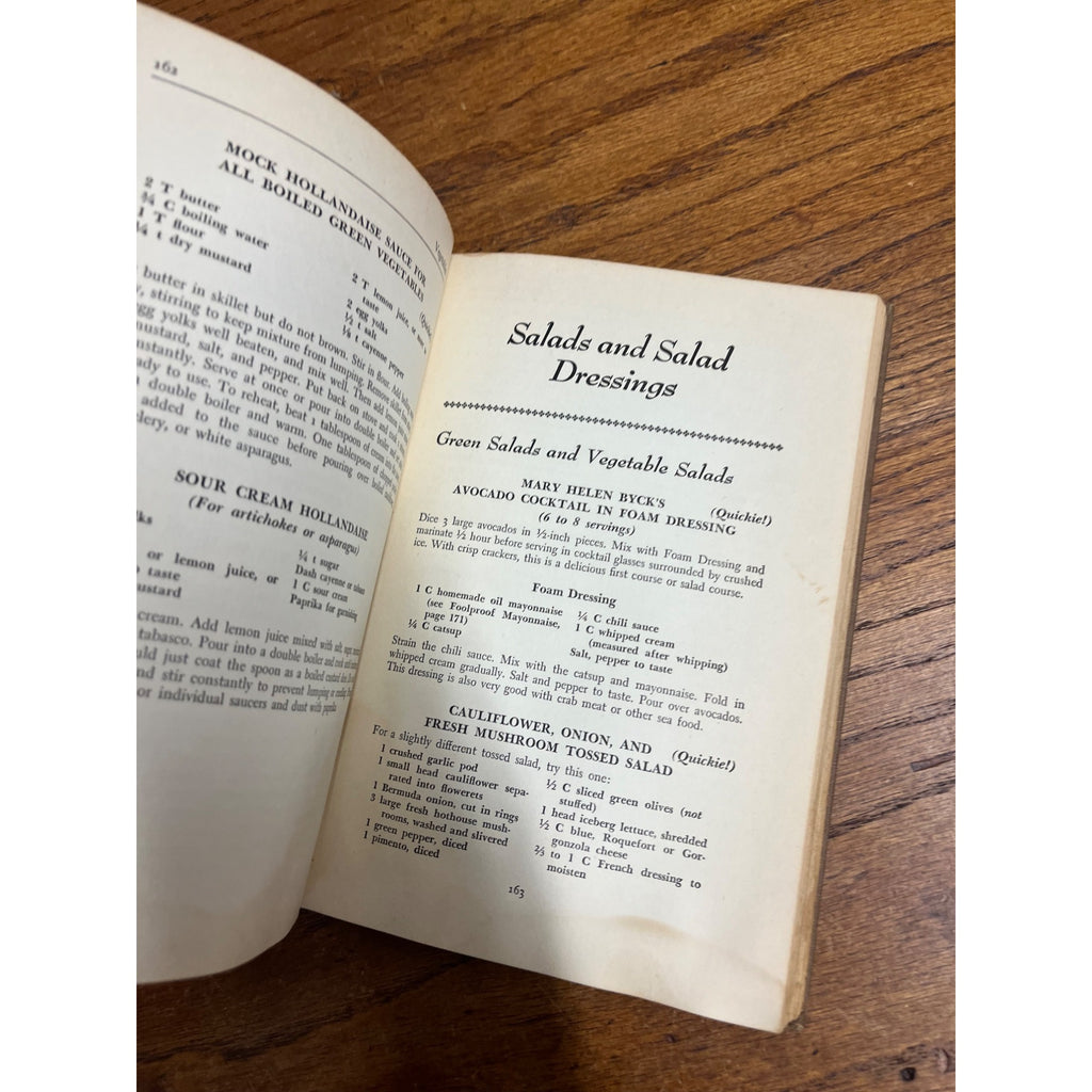 Out of Kentucky Kitchens By Marion Flexner 1949 Hardcover Book