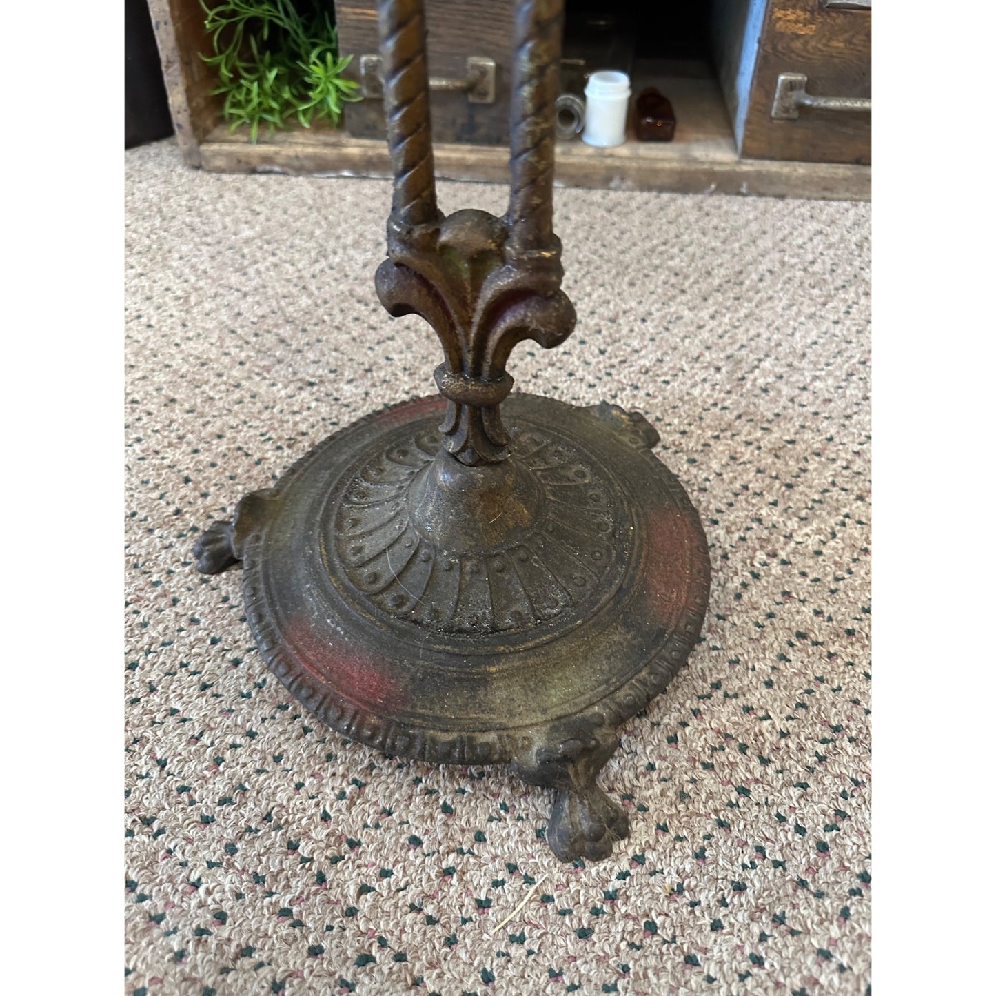 Antique Cast Iron Victorian Smokers Stand Ashtray Ornate Floral 27" Match Holder