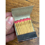 Vintage 1930s St Hubert Old English Grill Chicago Matchbook Full Unstruck Matches