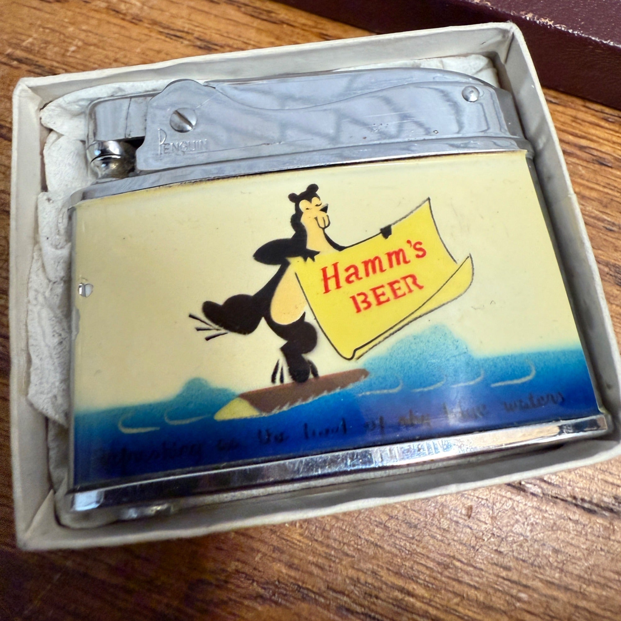RARE Vintage 1957 Hamm's Beer Penguin Cigarette Lighter w/ Box Logrolling Bear