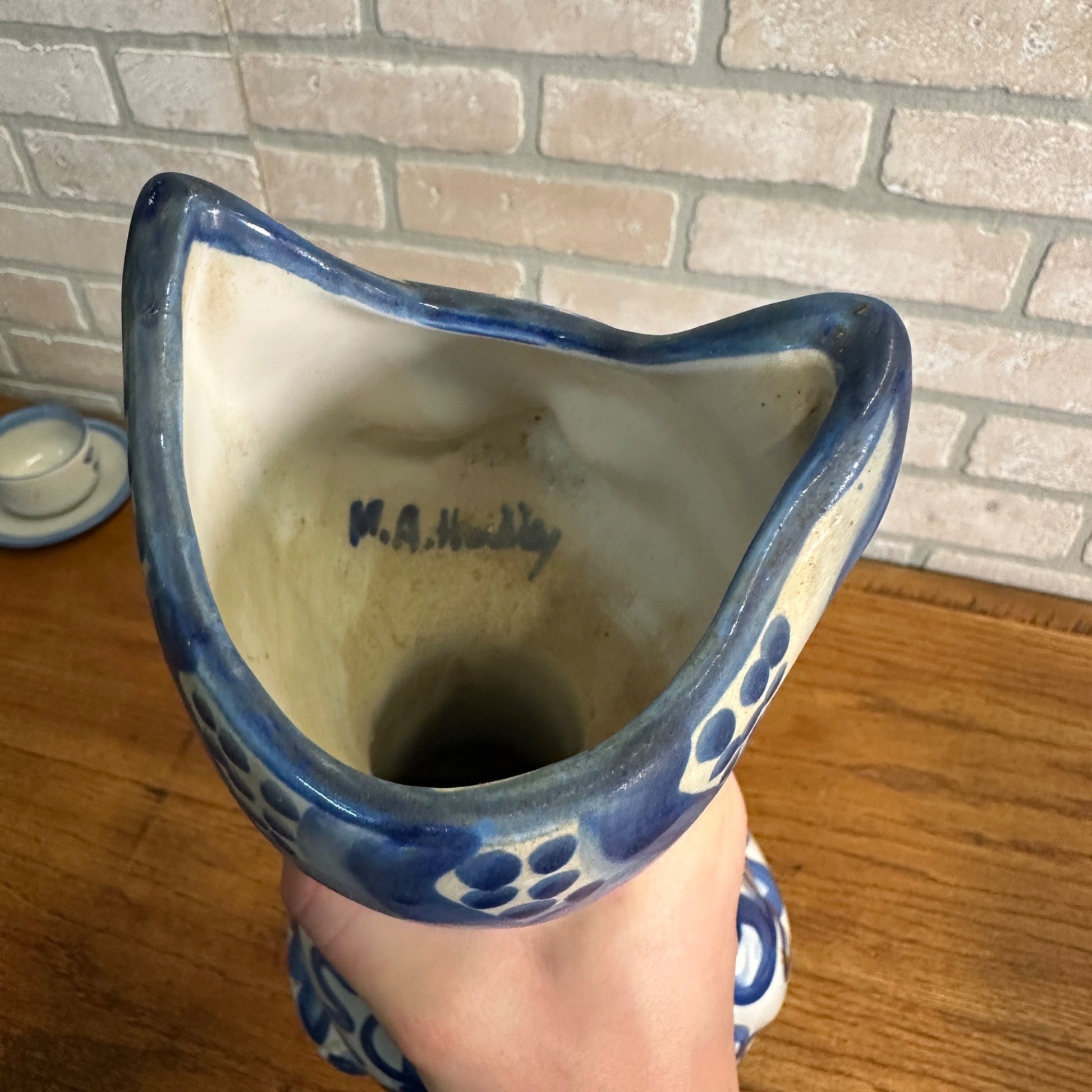 Vintage M. A. Hadley CAT VASE Blue & White Stoneware Pottery