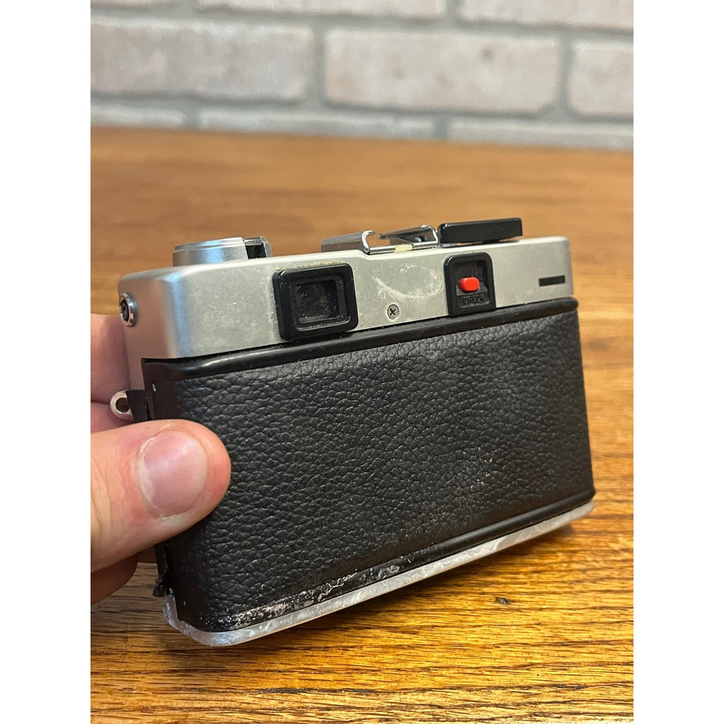 Minolta Hi-Matic F 35mm Rangefinder Film Camera, Rokkor 38mm f/2.7 - FOR PARTS