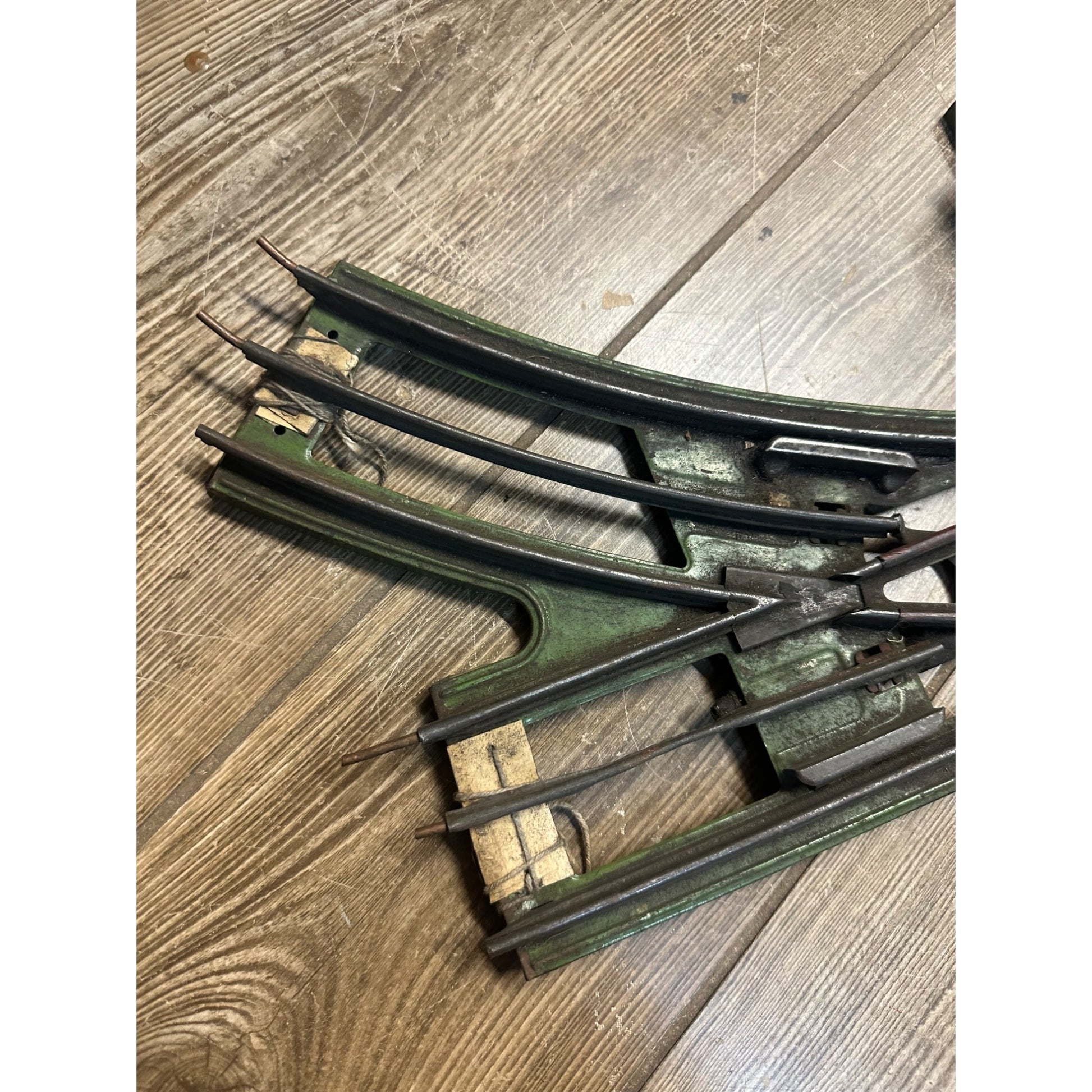 Vintage Lionel No 210 Rt & Lt Standard Gauge Control Switches Parts or Repair