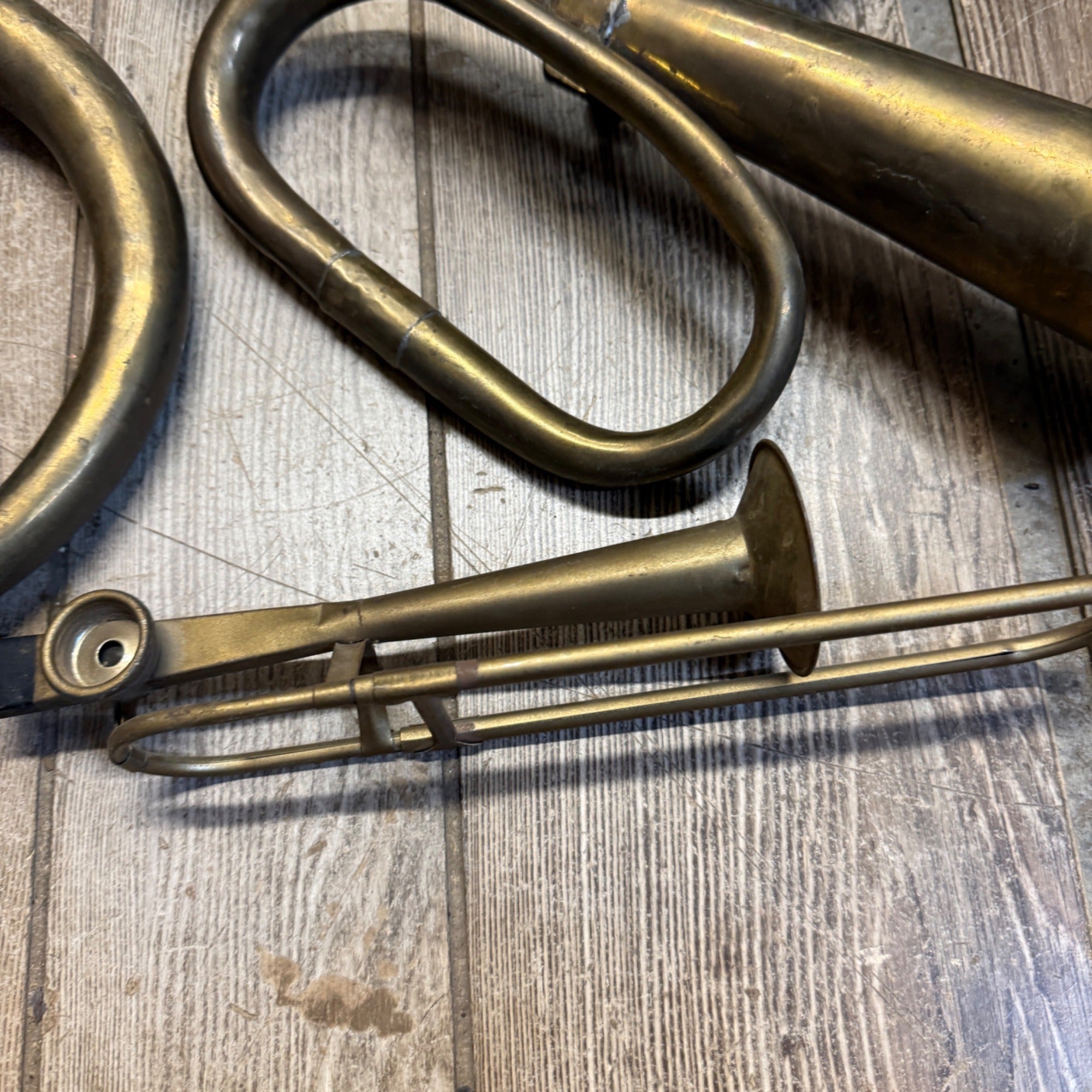 Vintage Antique lot of Horns Brass Musical Instruments Decor As-is