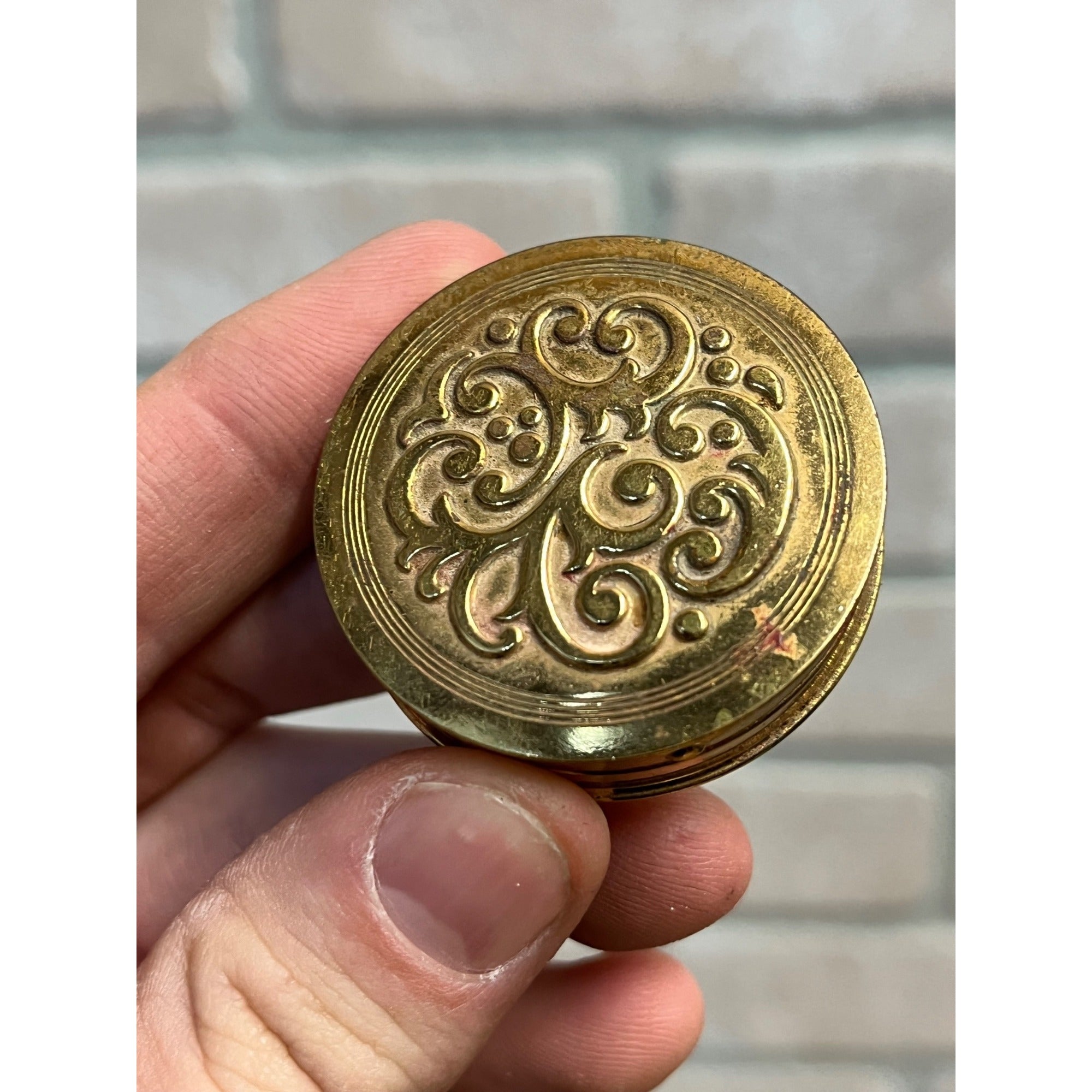 Vintage Avon Color Harmony Rouge Shade No. 5 Brass Mirror Compact Makeup