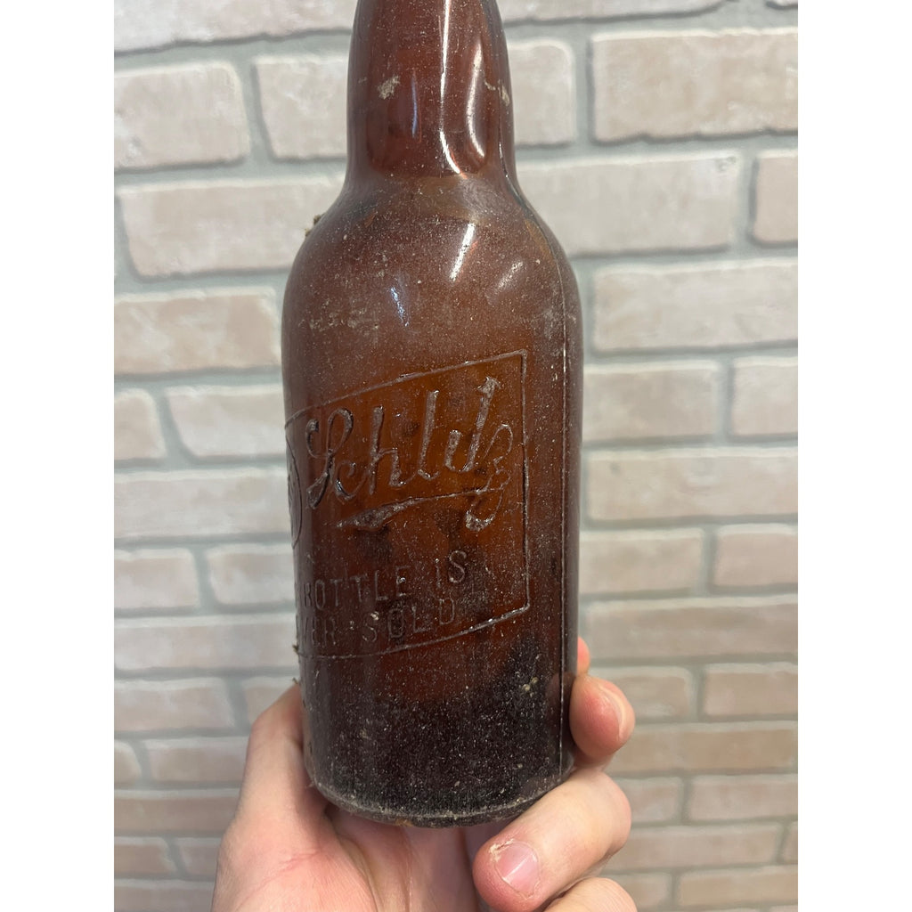 Vintage Pre-Prohibition Schlitz Milwaukee Beer Amber Bottle Embossed Globe Logo