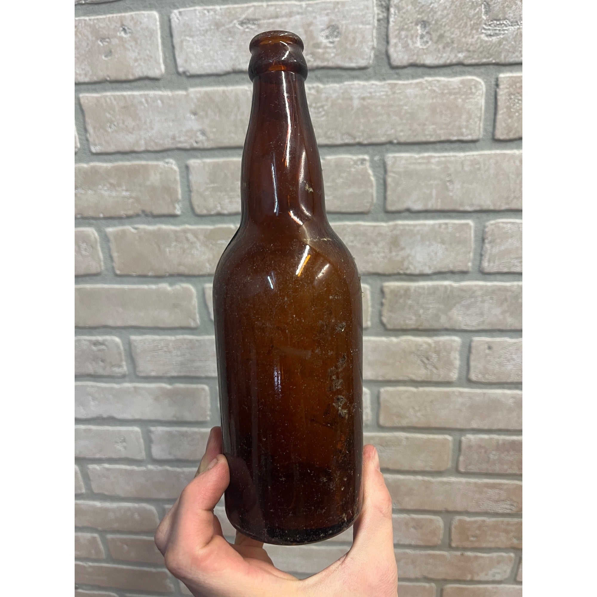 Vintage Pre-Prohibition Schlitz Milwaukee Beer Amber Bottle Embossed Globe Logo