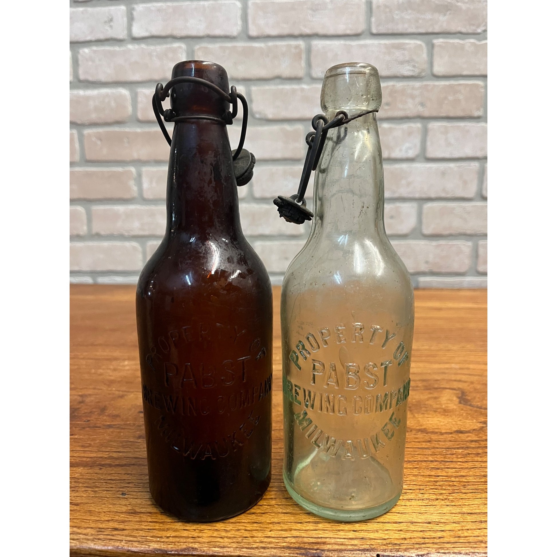 Vintage Pre-Pro Lot (2) Pabst Milwaukee Beer Blob Bottles Amber / Clear