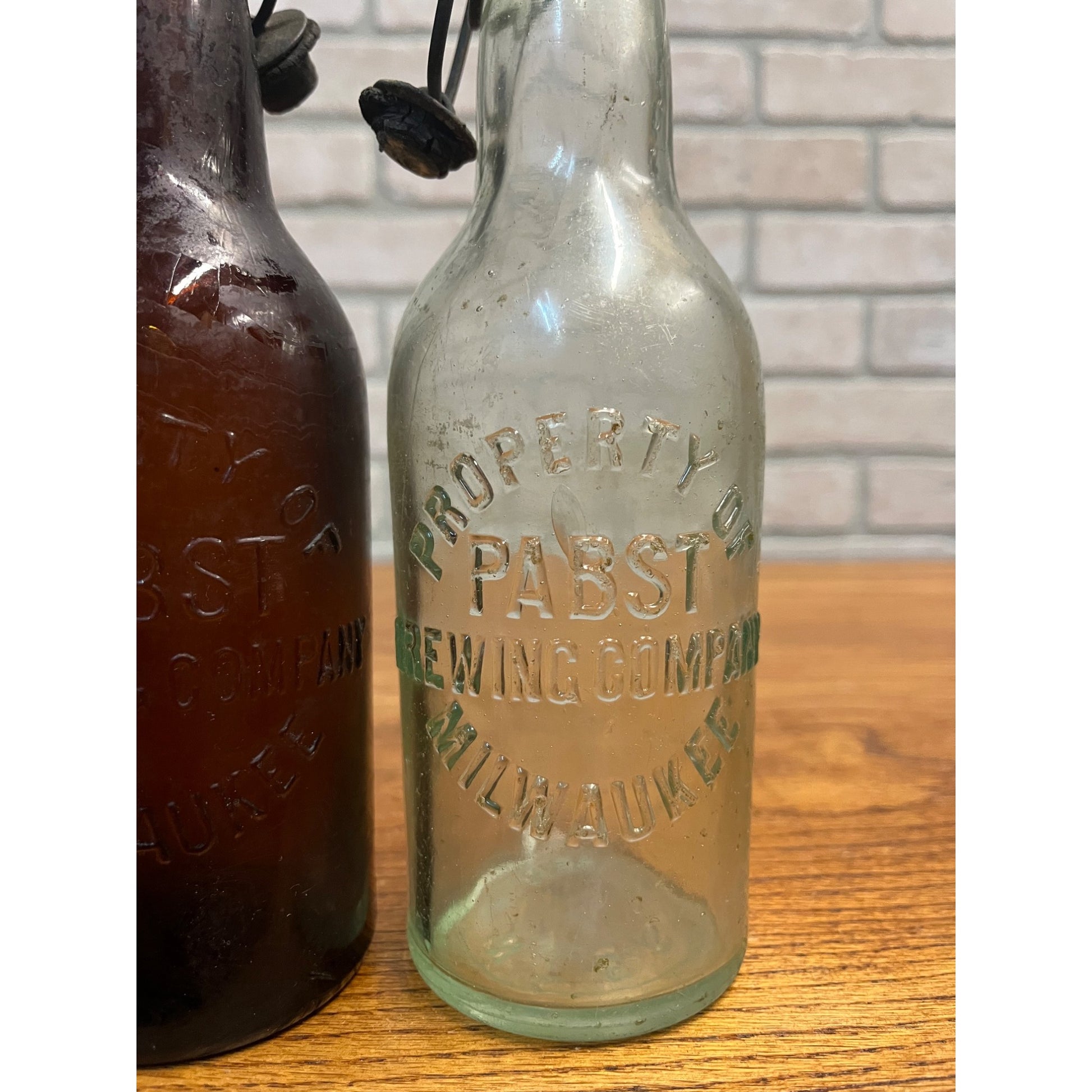 Vintage Pre-Pro Lot (2) Pabst Milwaukee Beer Blob Bottles Amber / Clear