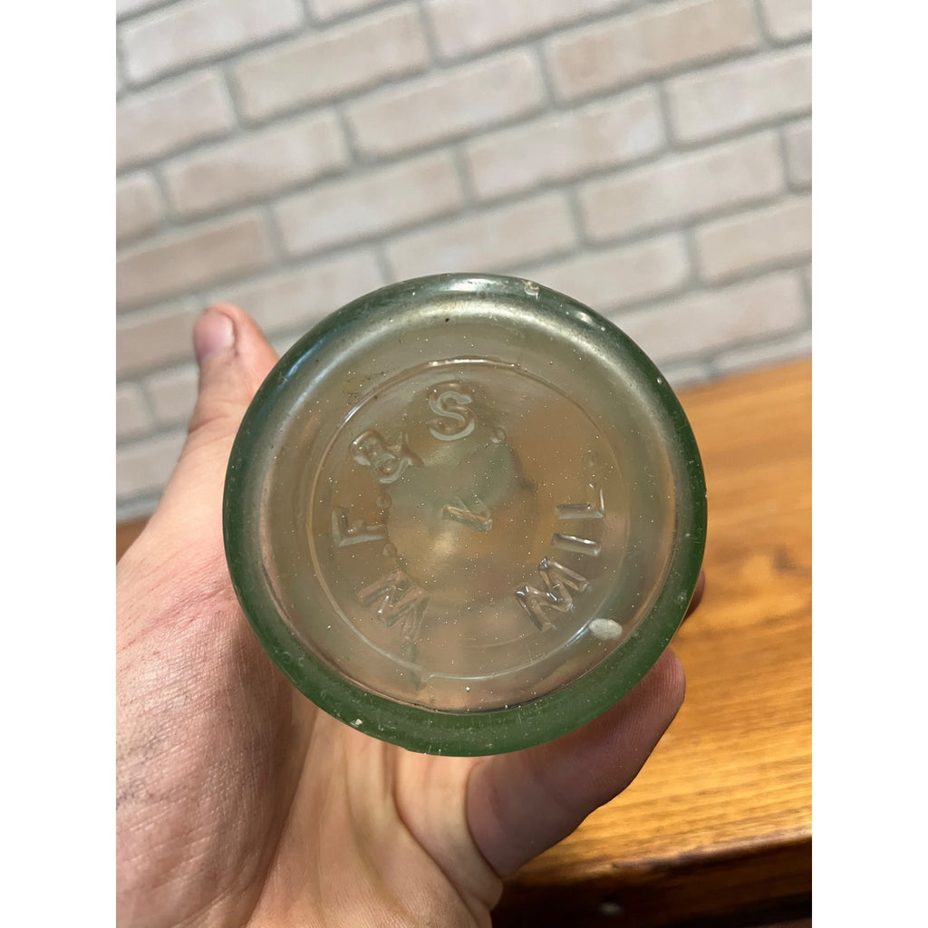 Vintage Pre-Pro Lot (2) Pabst Milwaukee Beer Blob Bottles Amber / Clear