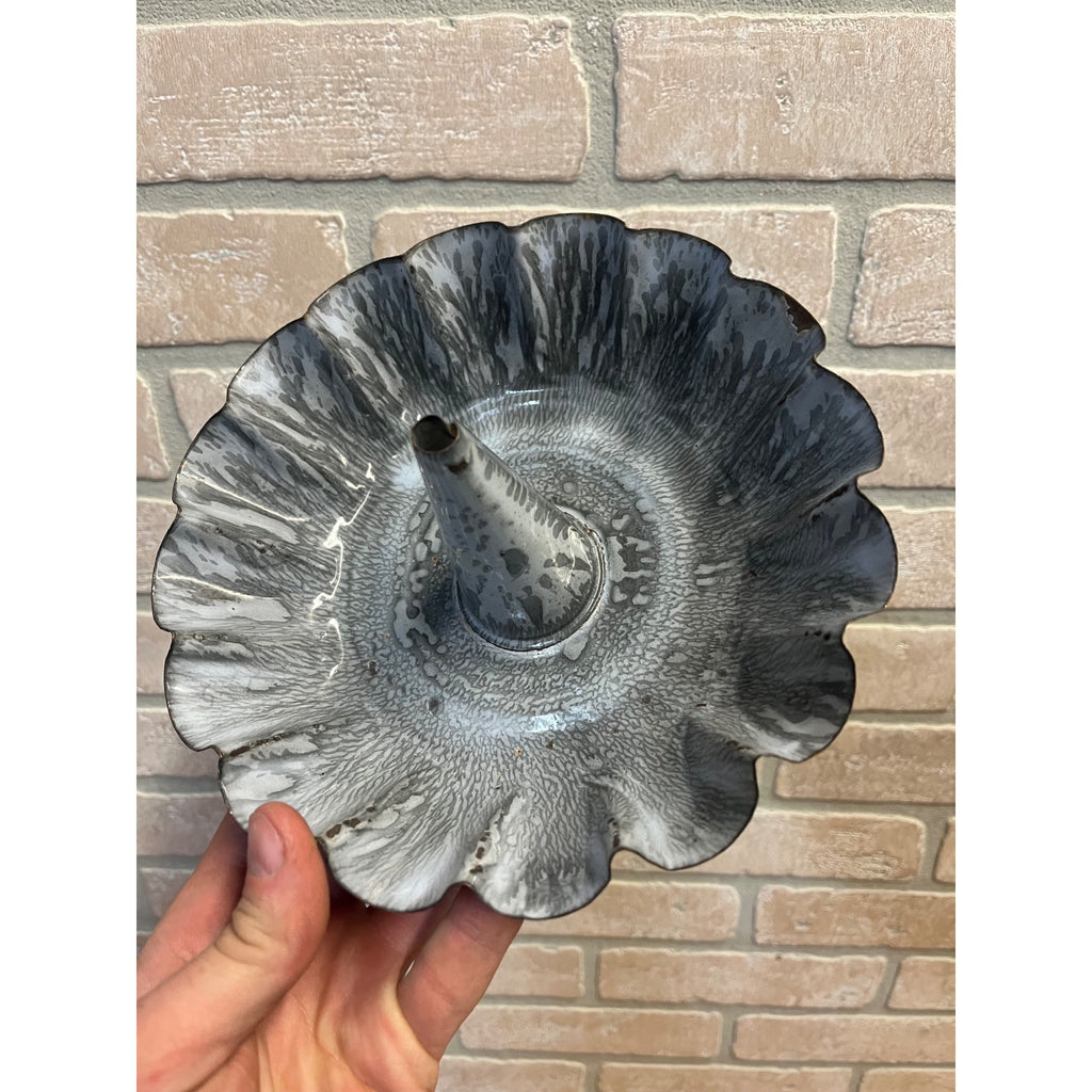Antique Primitive Grey and White Spatter/Swirl Graniteware Fluted Bundt Cake Pan/Farmhouse Decor, Gray