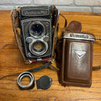 Yashica Mat TLR 120 Film Camera Yashinon 80mm f/3.5 Copal MXV LM Parts Untested