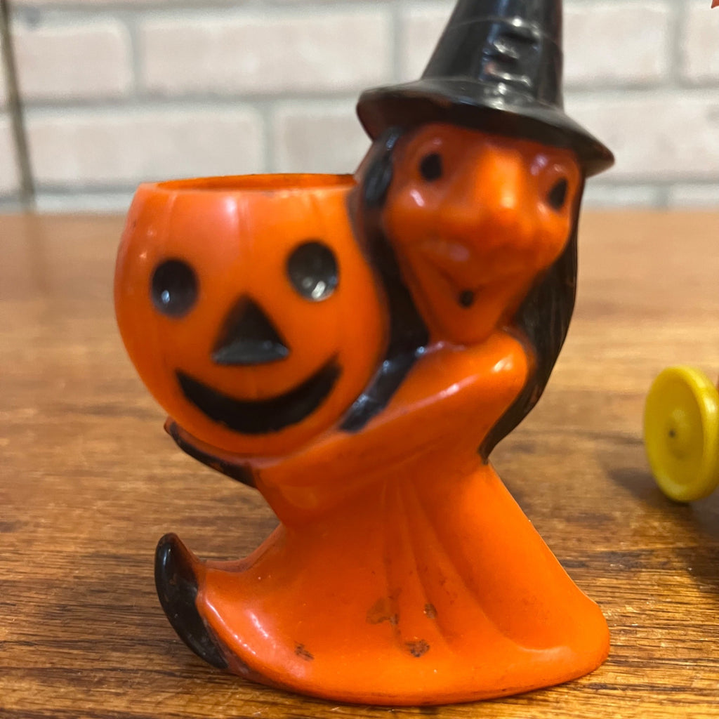 Vintage Halloween Rosbro Plastics Candy Container toys Orange Cat Wheels Witch JOL