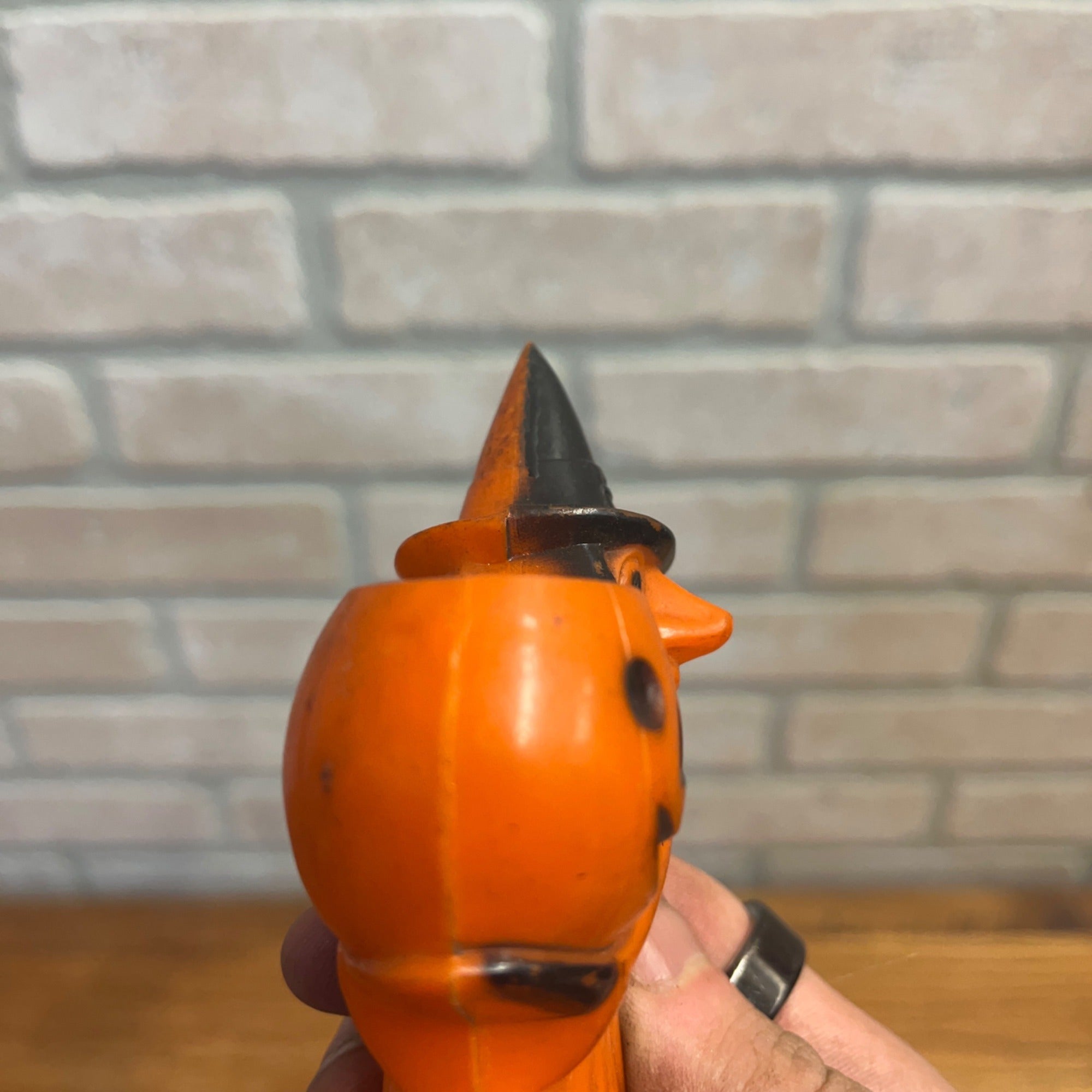 Vintage Halloween Rosbro Plastics Candy Container toys Orange Cat Wheels Witch JOL