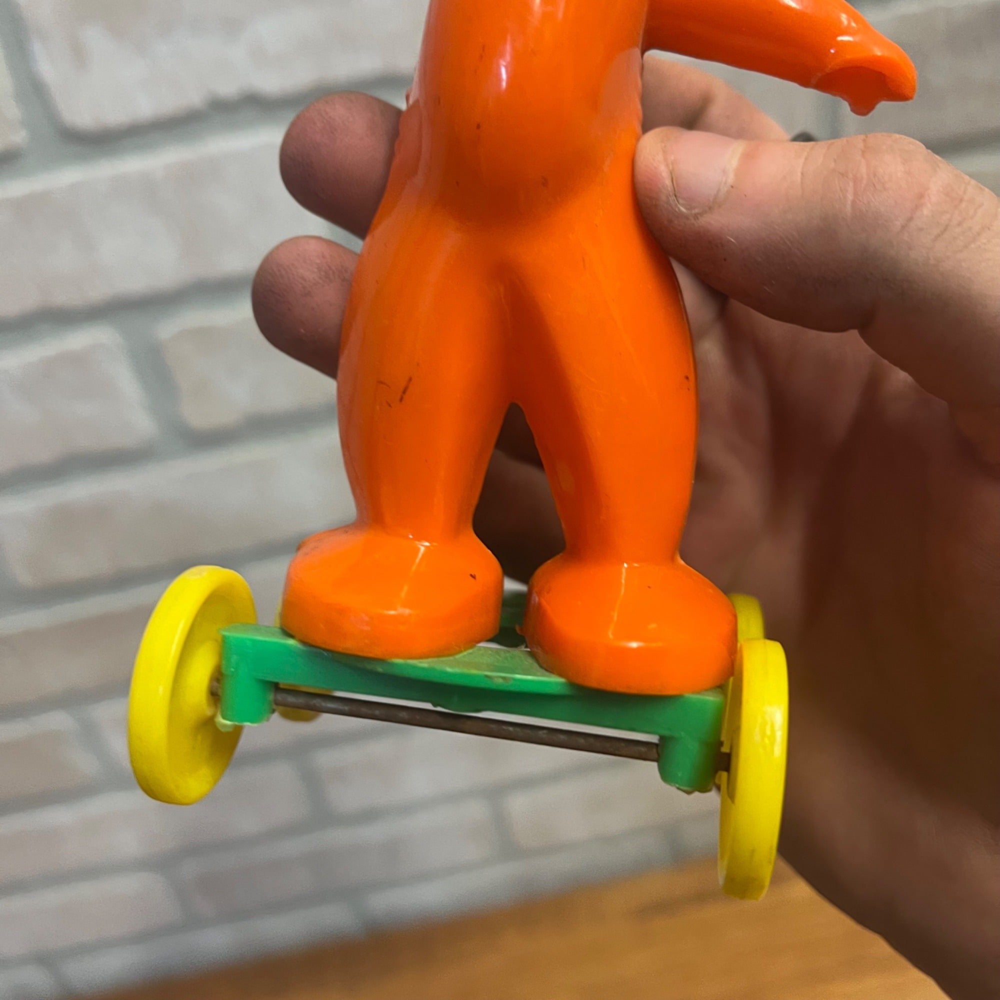 Vintage Halloween Rosbro Plastics Candy Container toys Orange Cat Wheels Witch JOL