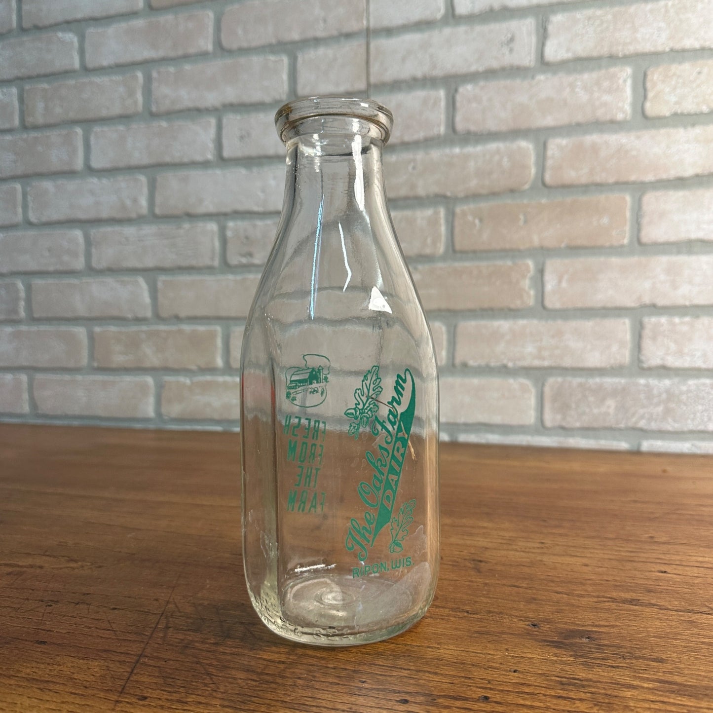 The Oaks Farm Dairy Ripon Wis Milk Bottle Quart Bottle