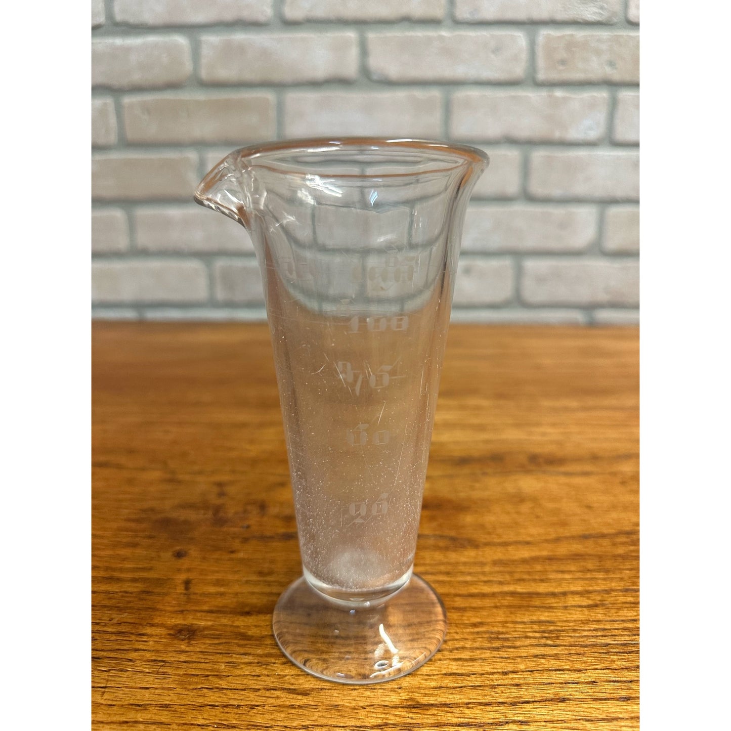 Vintage Early 1900s Etched Apothecary Beaker w/ Spout Pharmacy Lab 6"