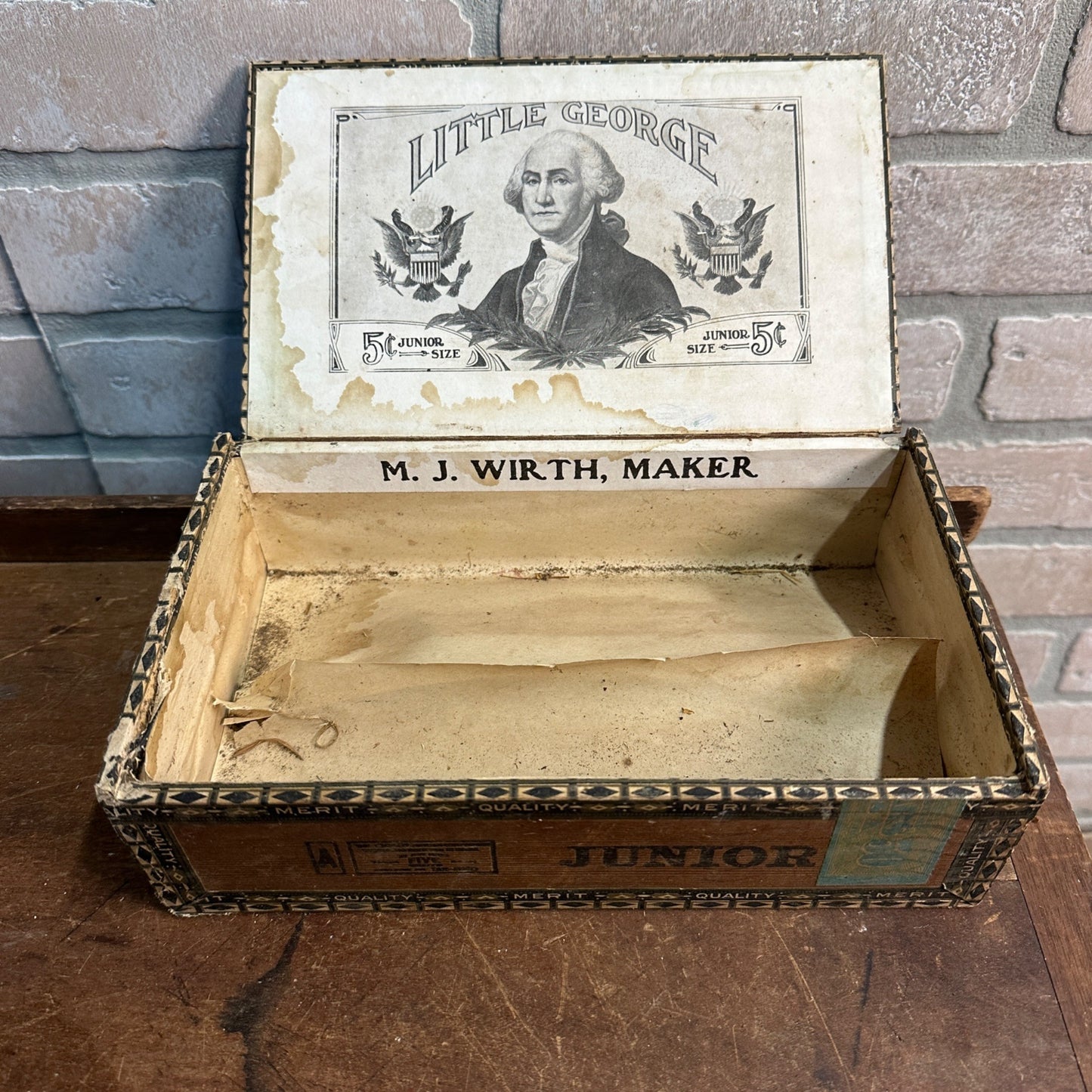 ANTIQUE 1900S "LITTLE GEORGE" WASHINGTON CIGAR BOX NEW HOLSTEIN WISCONSIN M.J. WIRTH