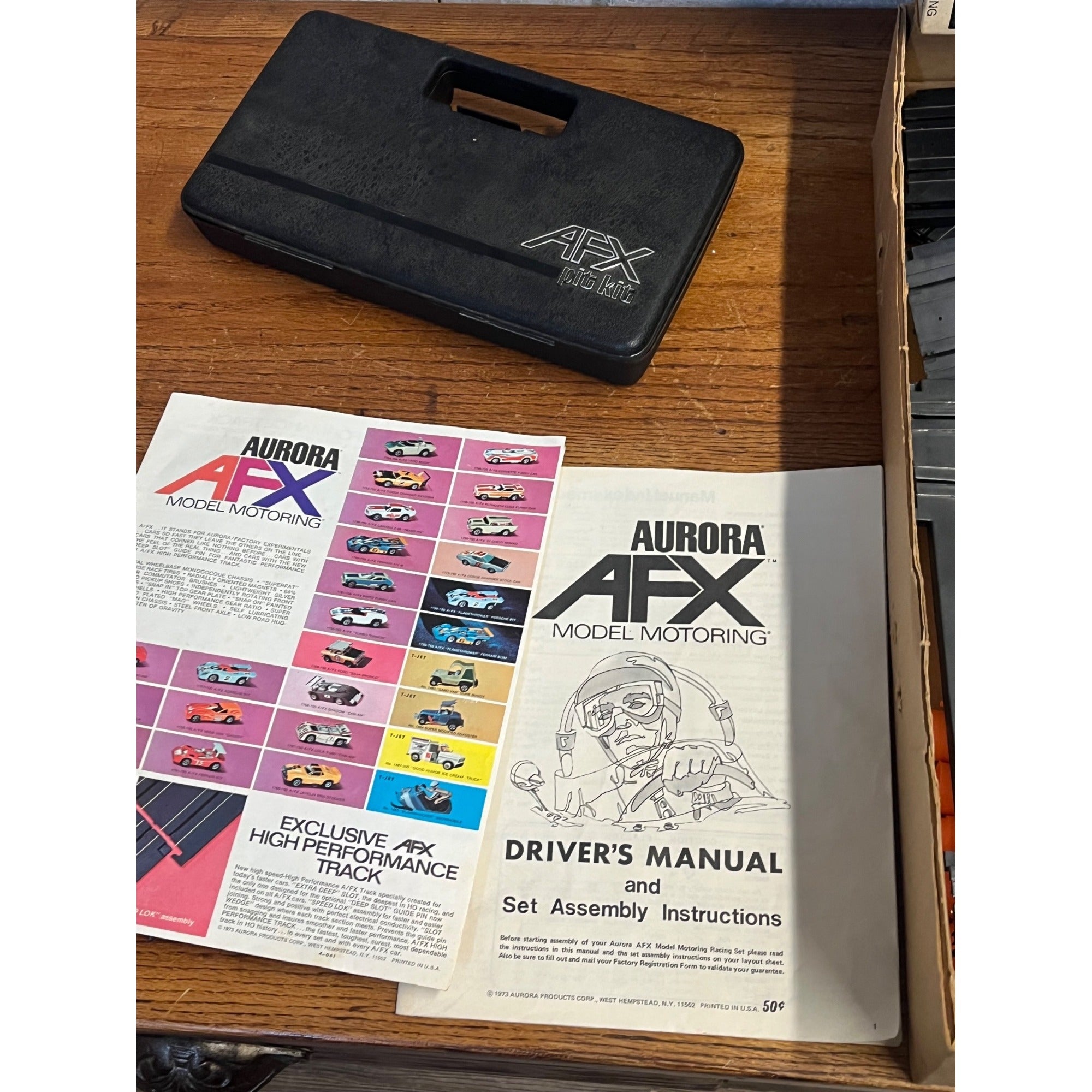 Aurora AFX Winners Circle Racing Set W/ Box & Accessories w/ Cars Vintage #2310