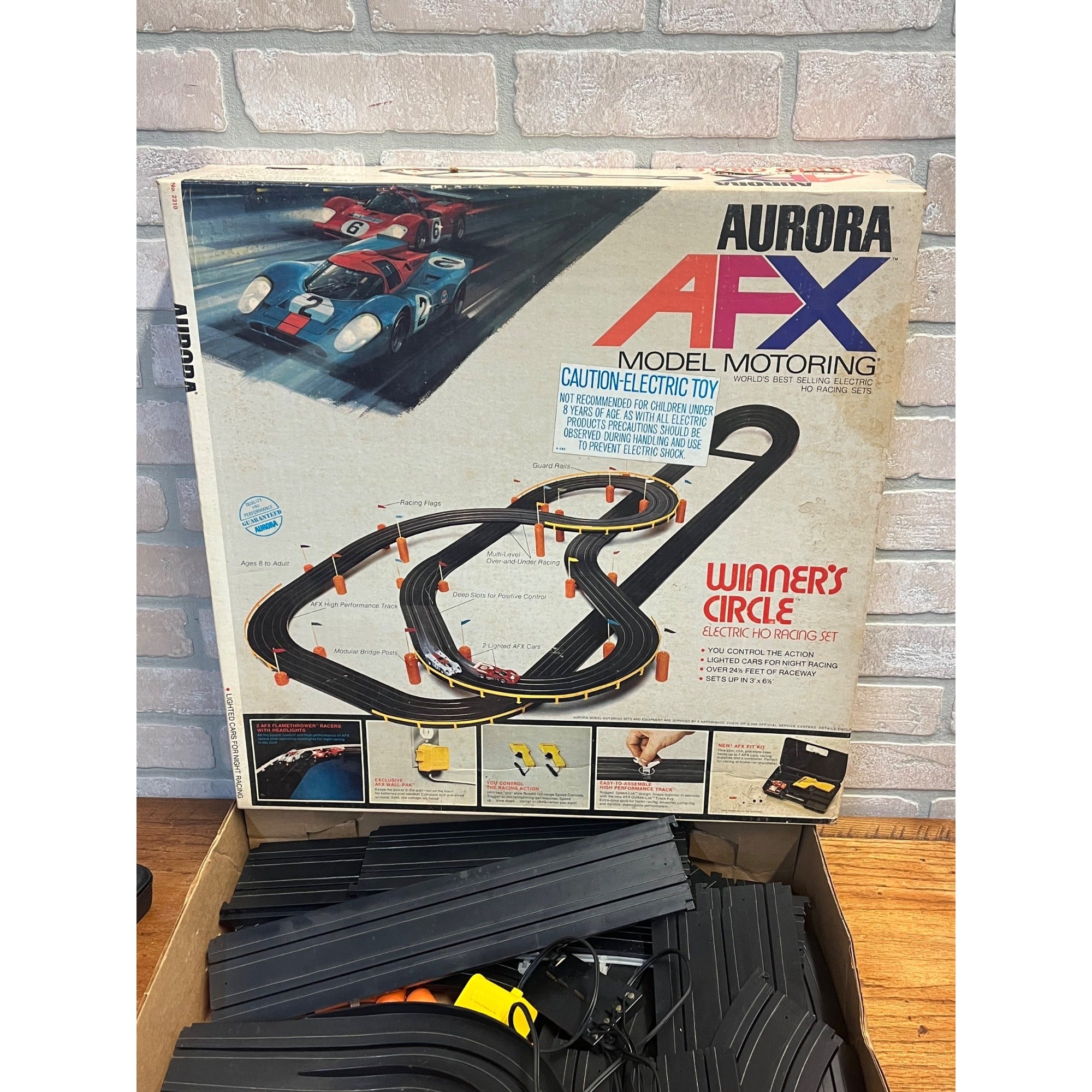 Aurora AFX Winners Circle Racing Set W/ Box & Accessories w/ Cars Vintage #2310