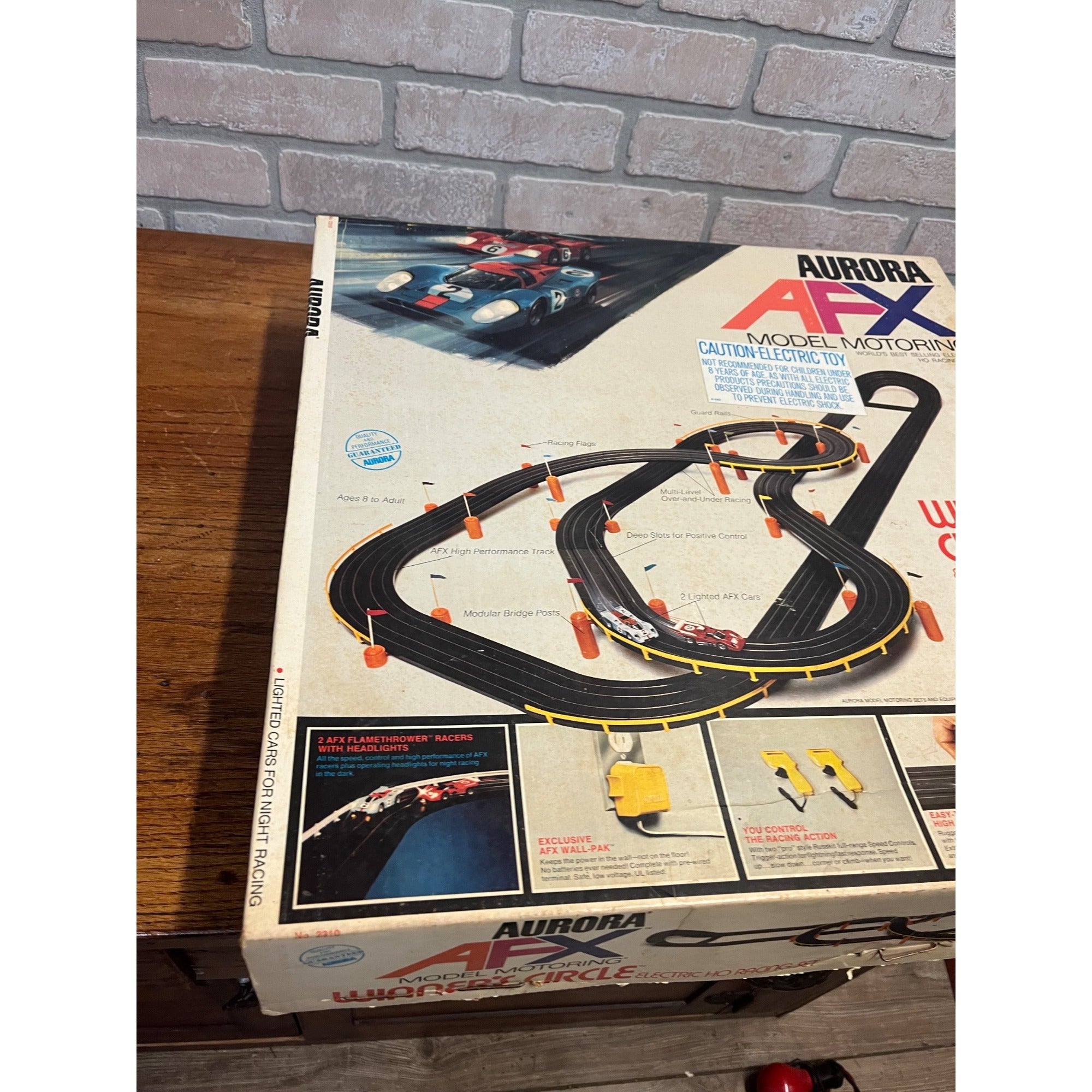 Aurora AFX Winners Circle Racing Set W/ Box & Accessories w/ Cars Vintage #2310