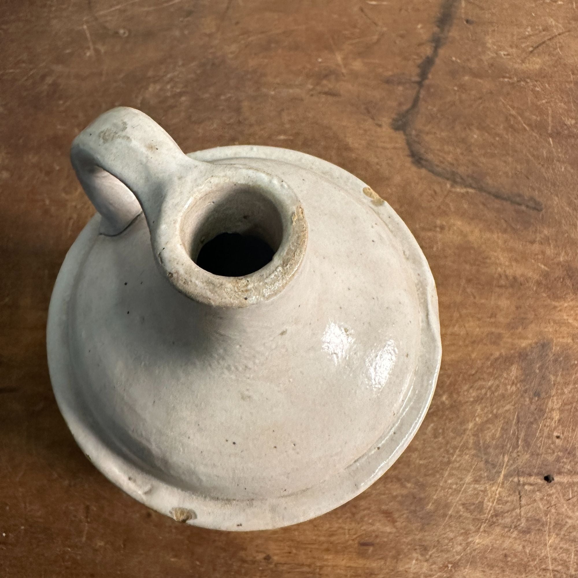 RED WING, MINNESOTA STONEWARE ONE QUART SHOULDER JUG - BOLDLY MARKED!