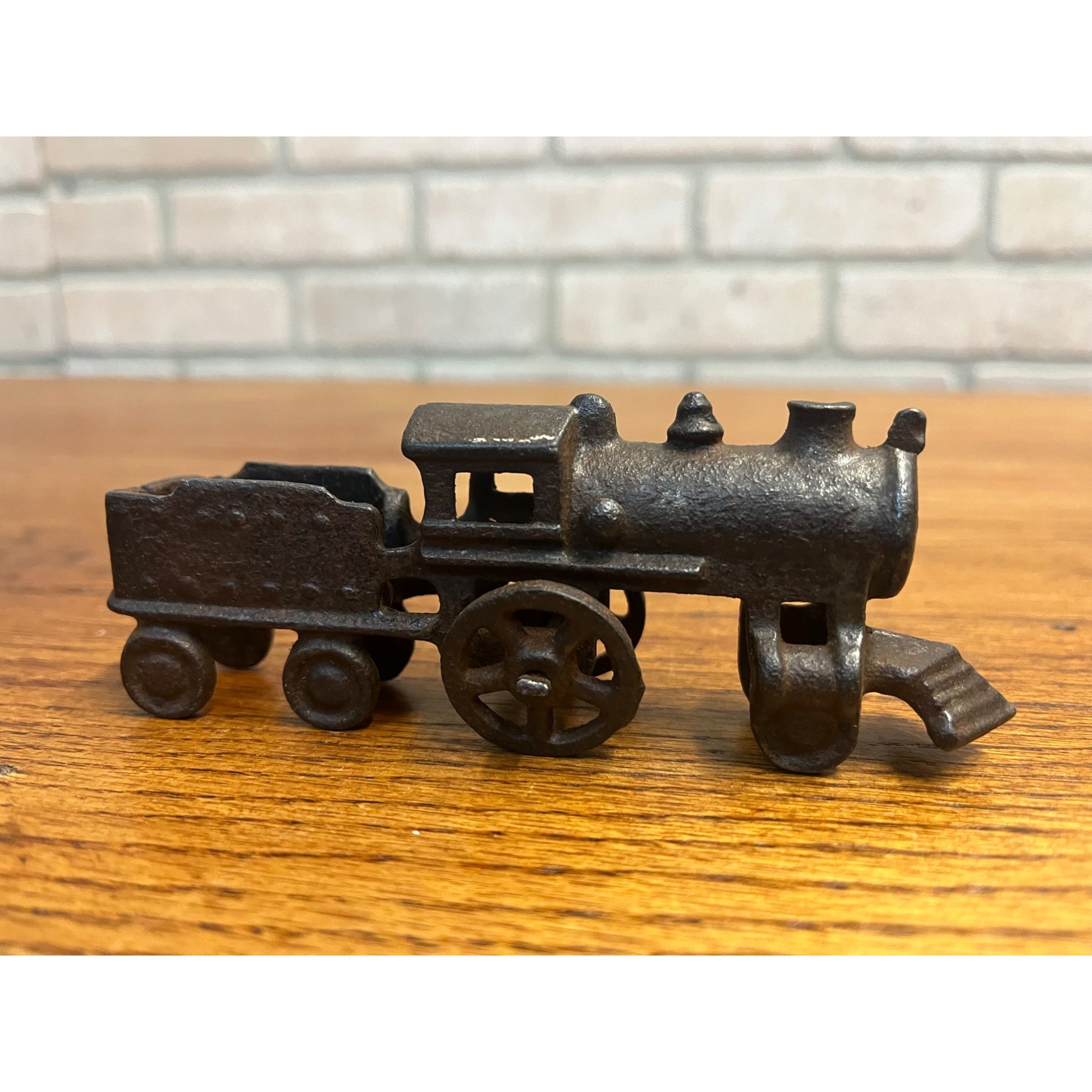 Vintage Cast Iron Train Locomotive & Coal Tender Car 5" Toy Arcade? Ives?