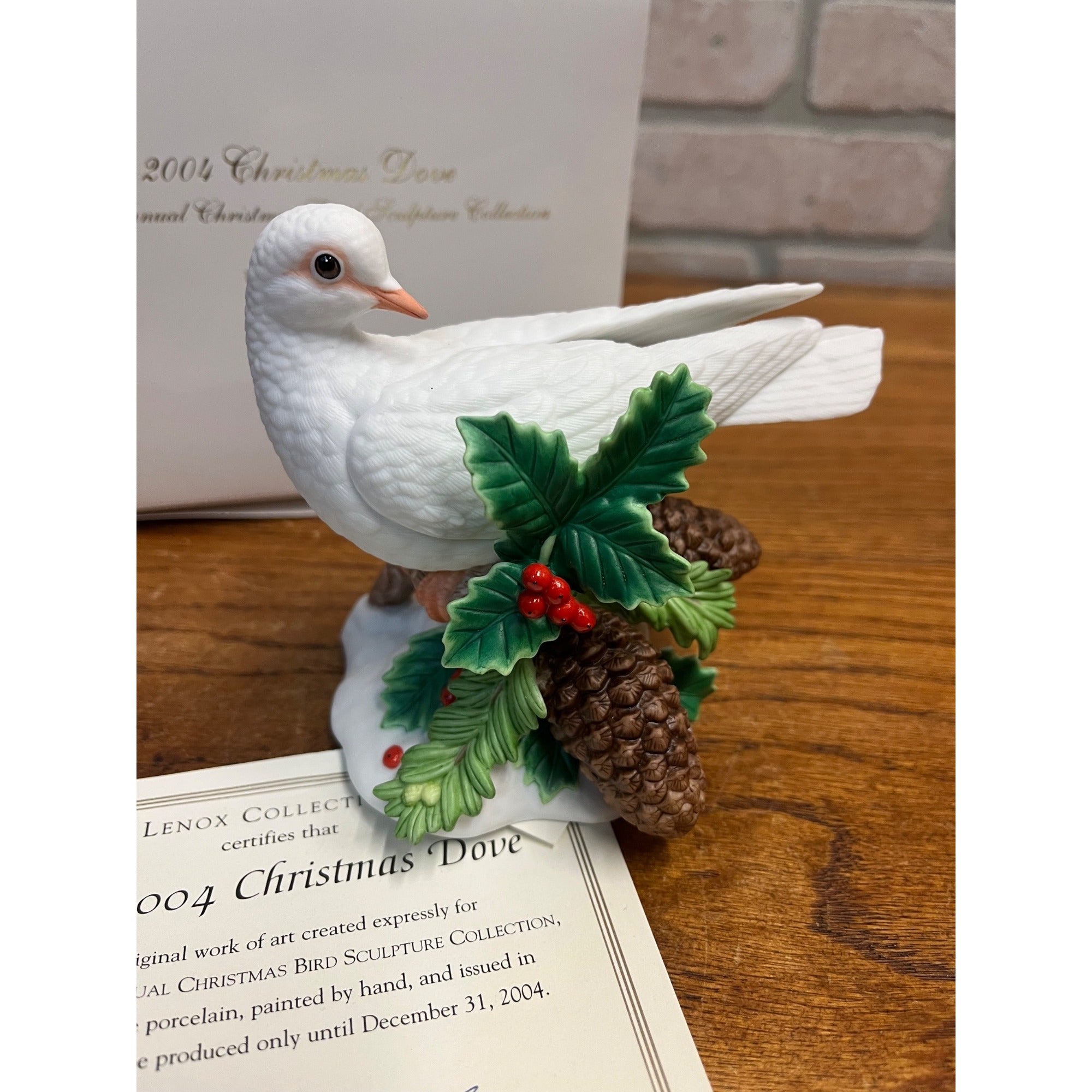 2004 Lenox Christmas Dove Porcelain Figurine Limited Edition w/ Orig. Box