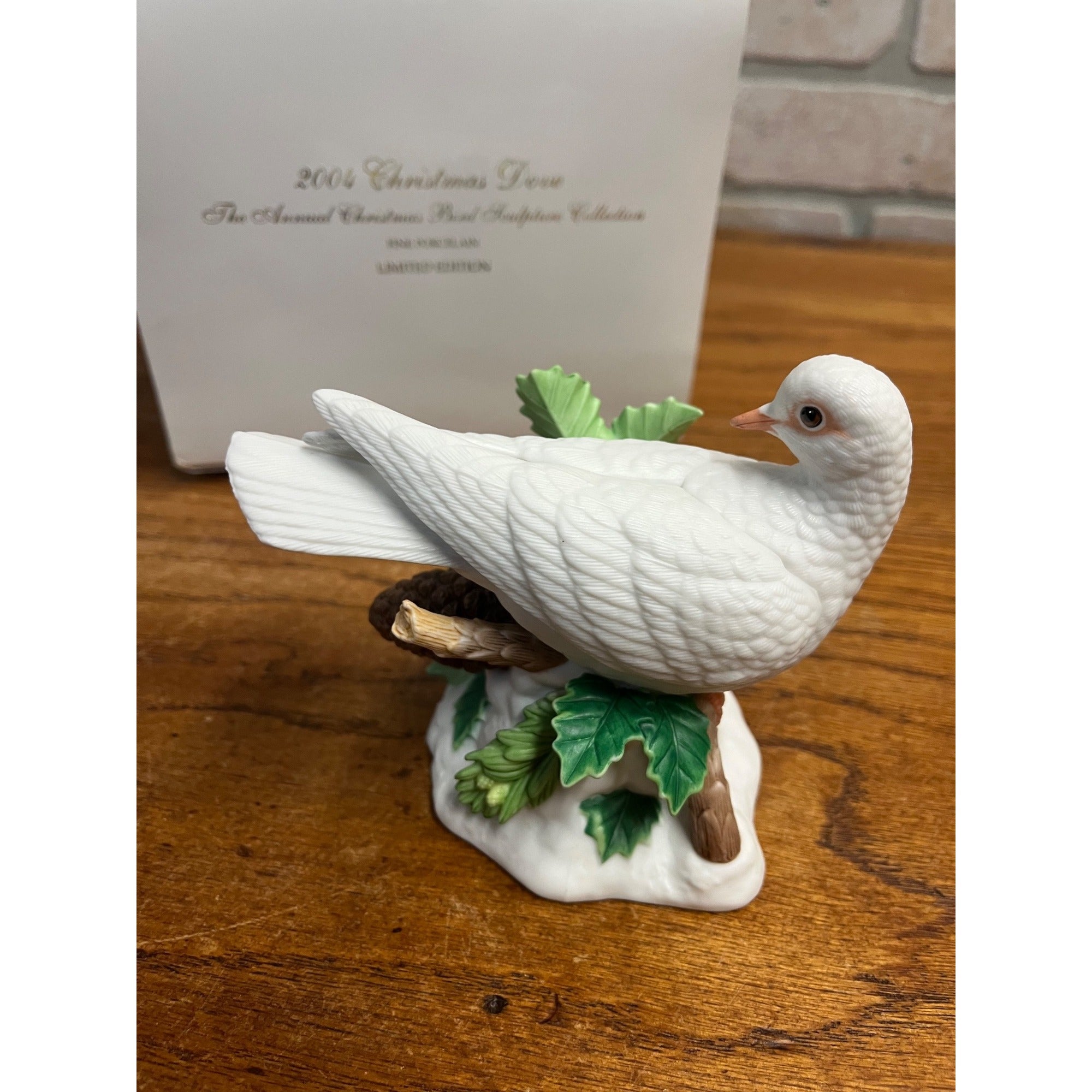 2004 Lenox Christmas Dove Porcelain Figurine Limited Edition w/ Orig. Box