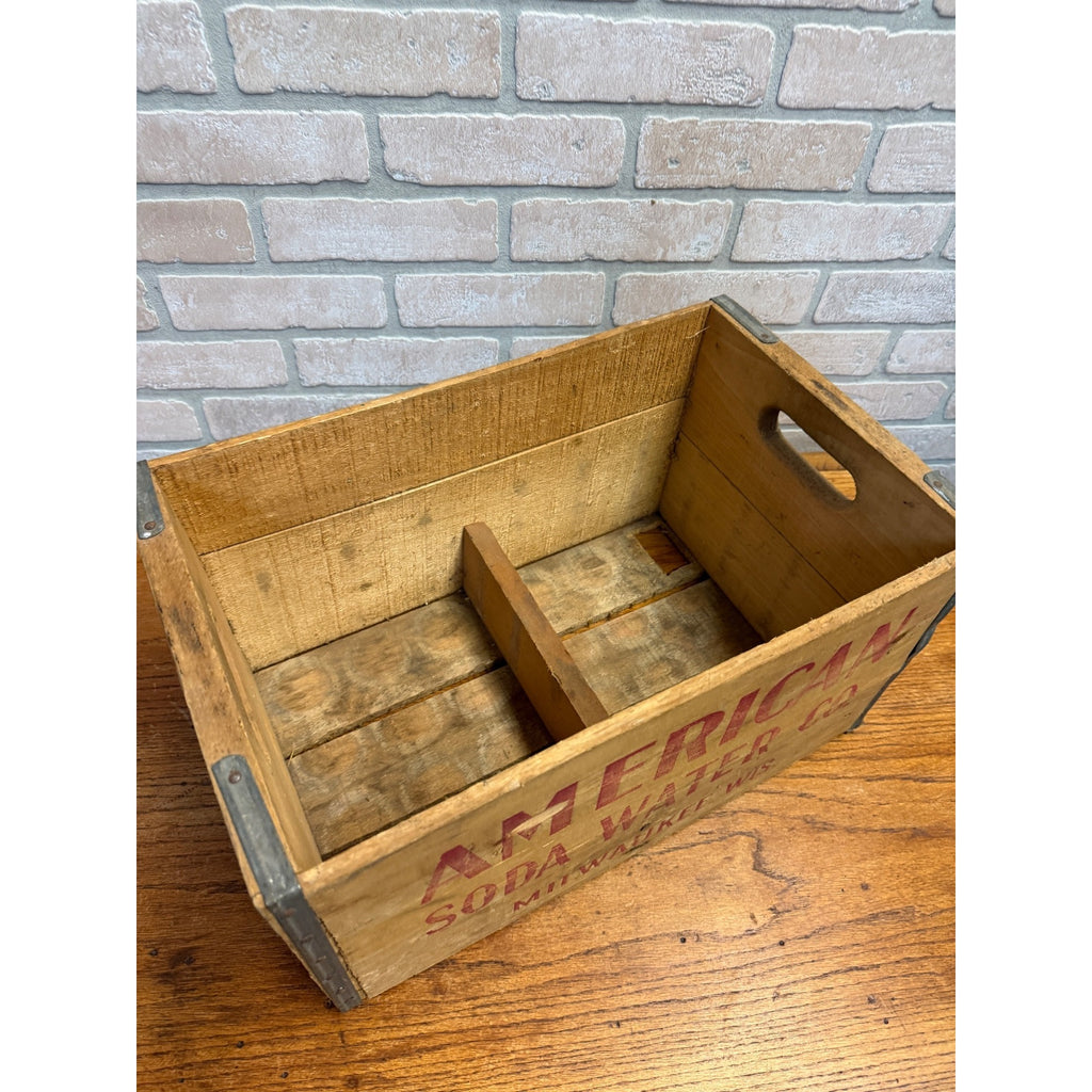 Vintage American Soda Water CO. Wooden Crate Milwaukee, WI Circa 1950.
