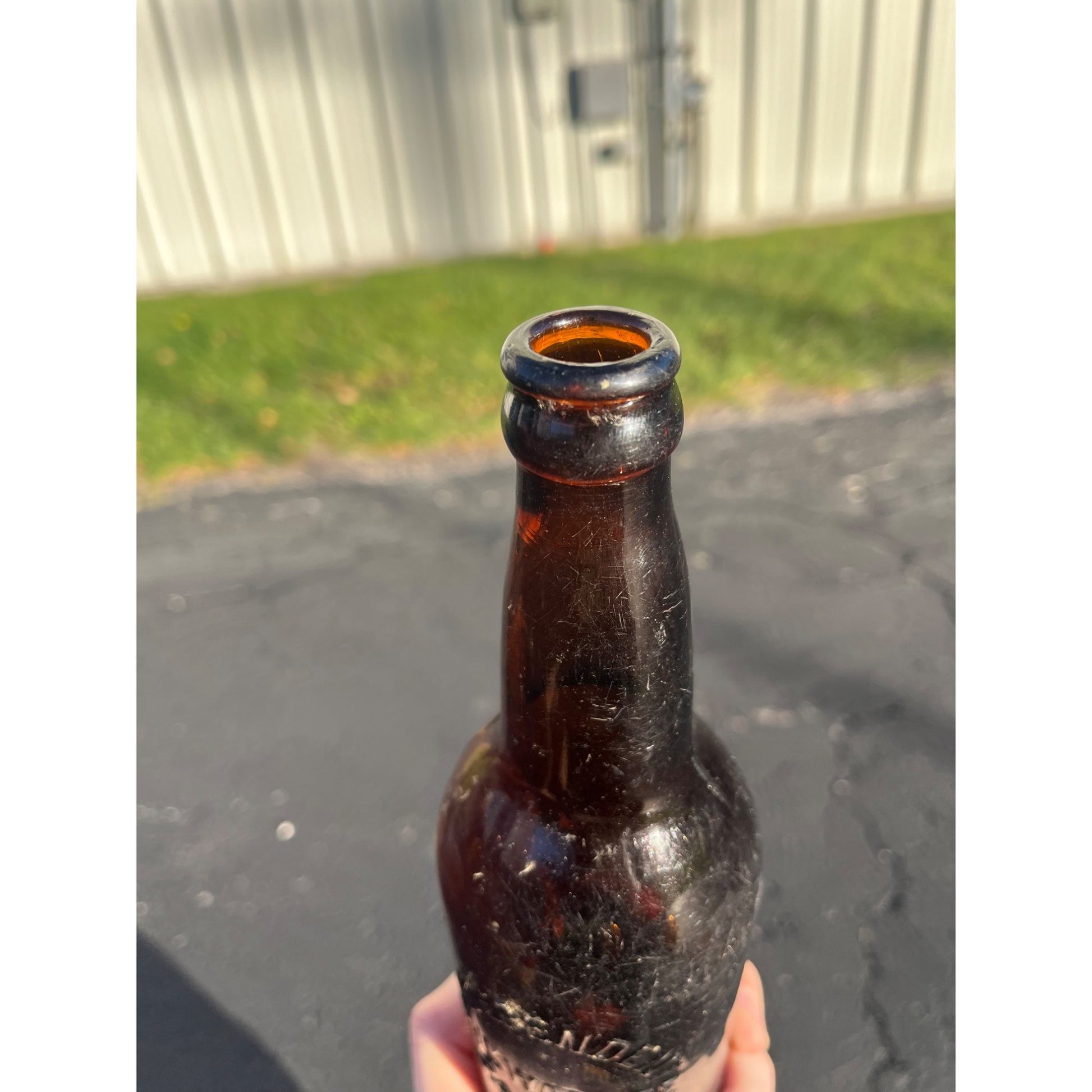 Vintage Pre-Prohibition Independent Brewery Milwaukee Wis Amber Beer Bottle