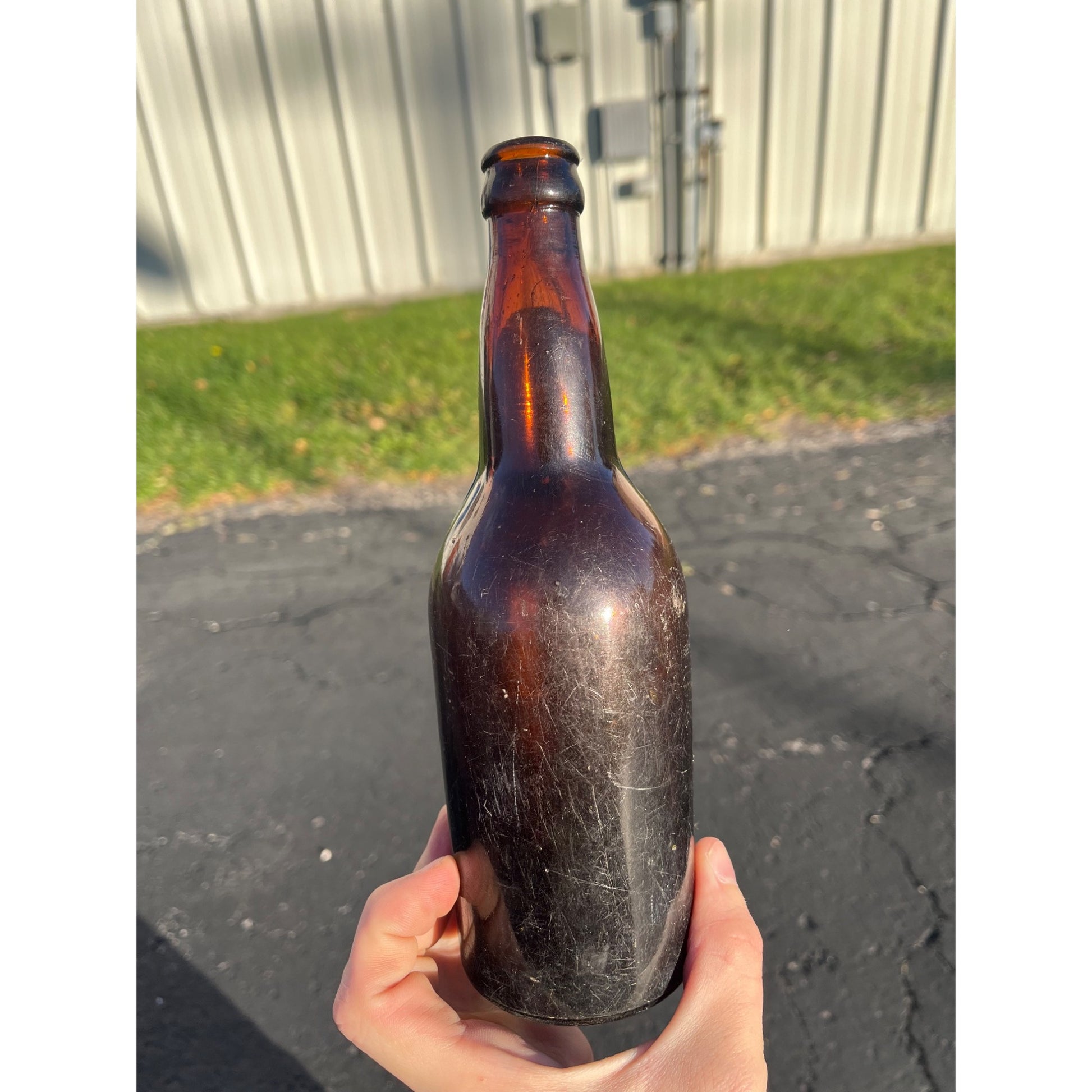Vintage Pre-Prohibition Independent Brewery Milwaukee Wis Amber Beer Bottle