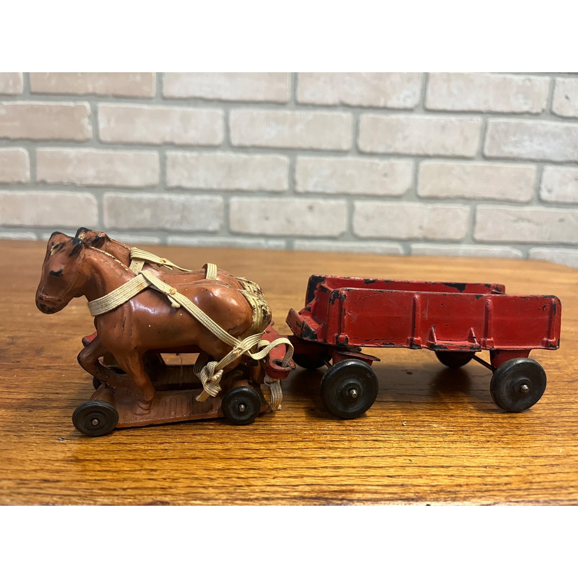 Vintage 1930s Arcor Auburn Rubber Toys Hard Rubber Farm Wagon & Horses Team