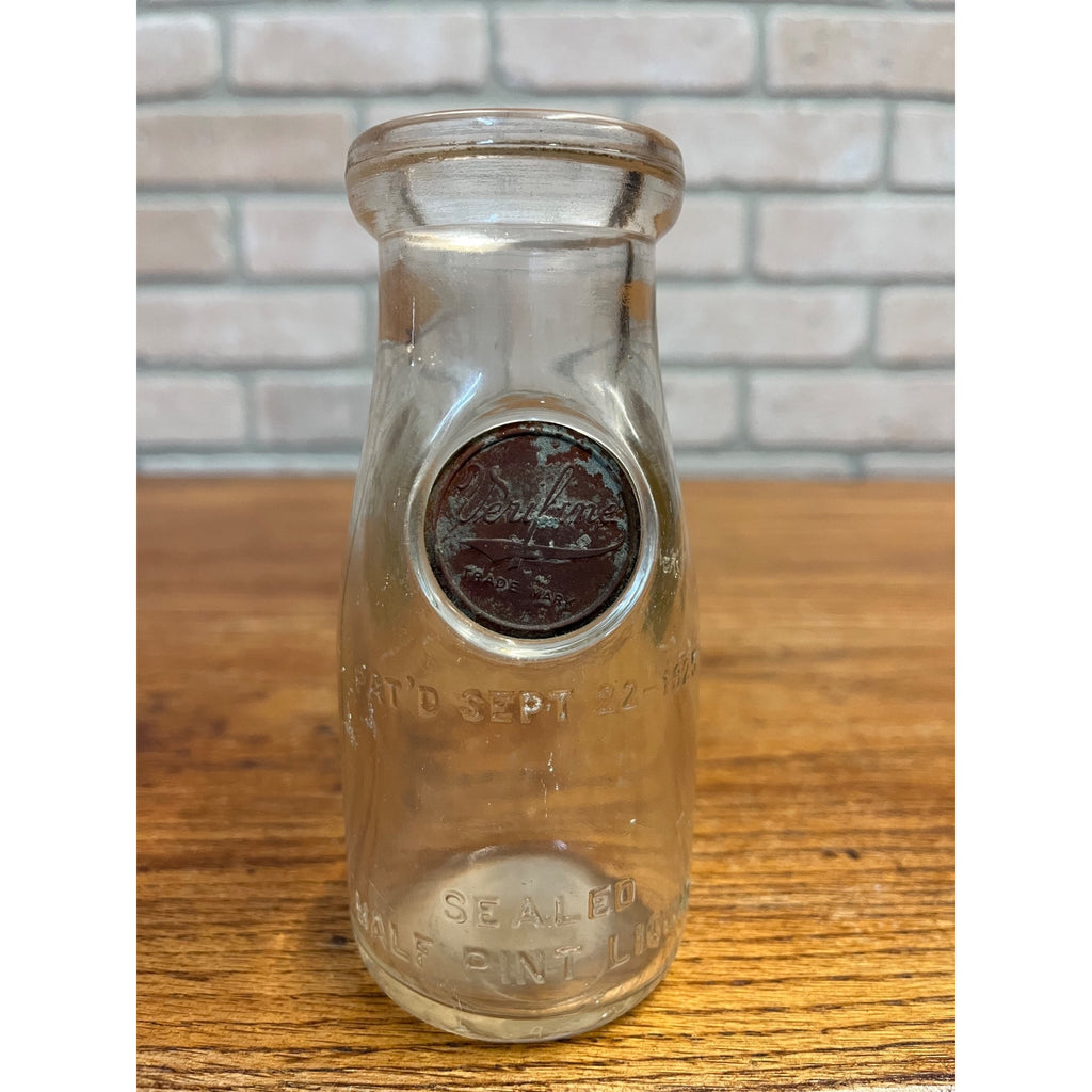 Vintage Fountain City / Verifine Medallion Dairy Fond Du Lac Wis Milk Bottle