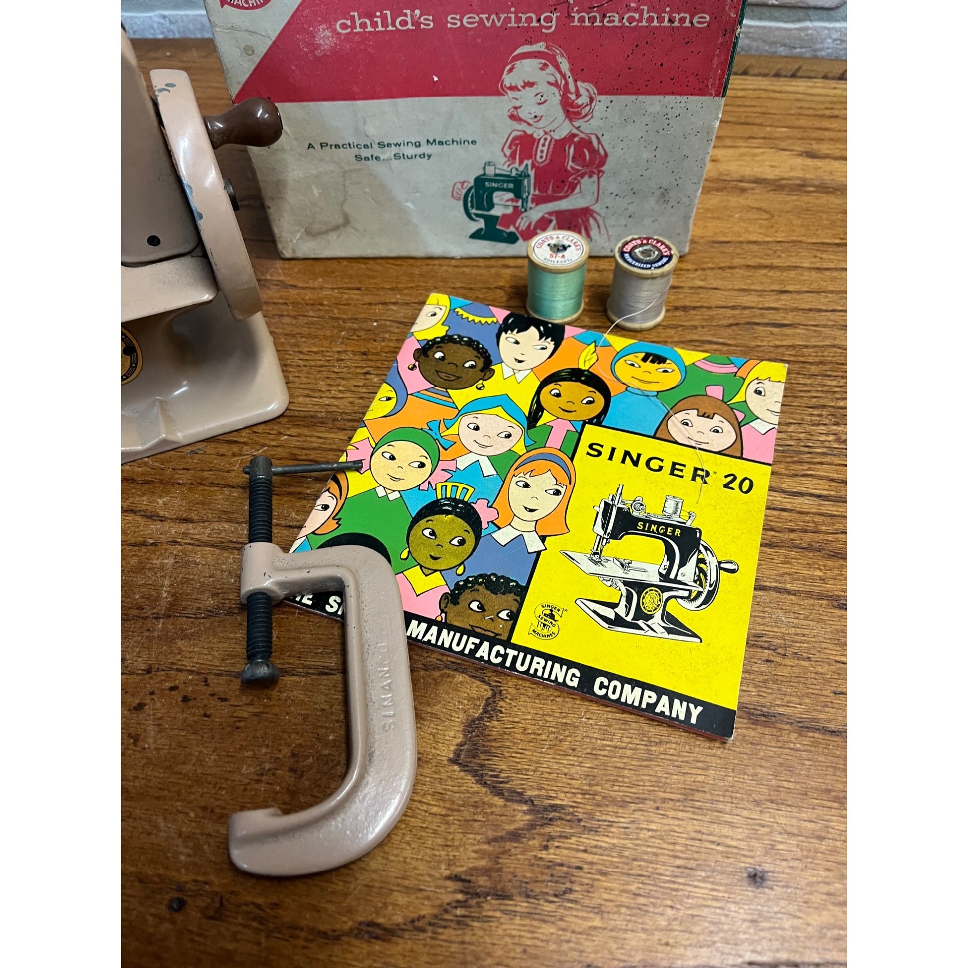 Singer No. 20 Beige Sewhandy Vintage Child's Sewing Machine & Original Box