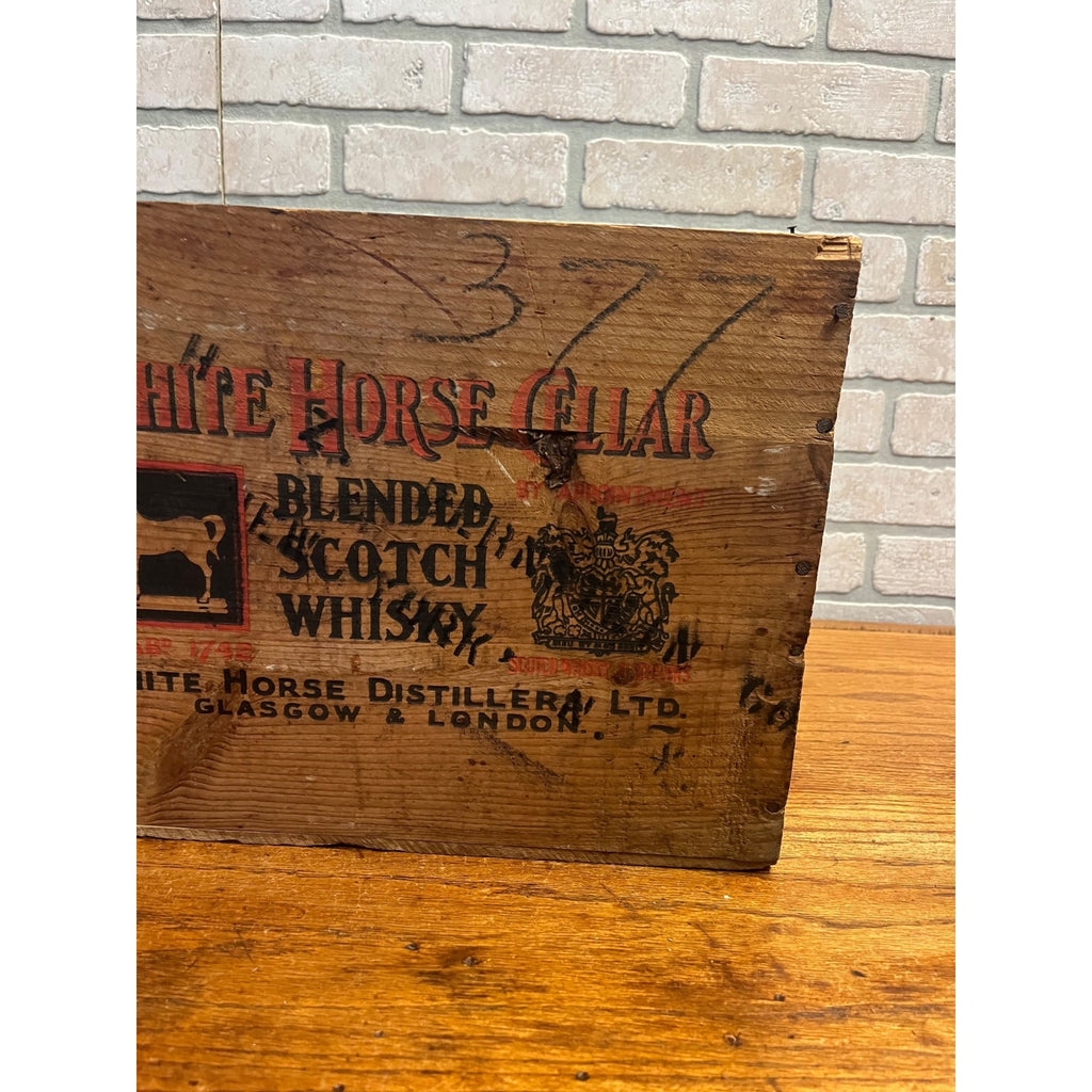 Vintage White Horse Cellar Blended Scotch Whisky Wooden Crate Box Scotland
