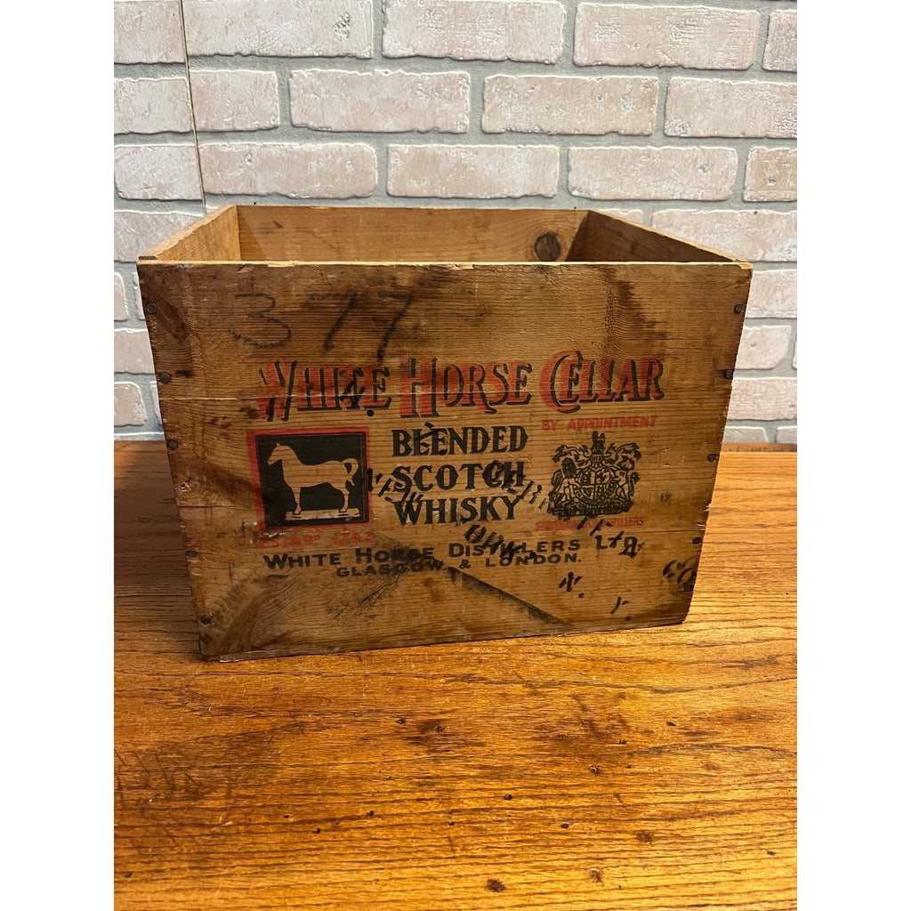 Vintage White Horse Cellar Blended Scotch Whisky Wooden Crate Box Scotland