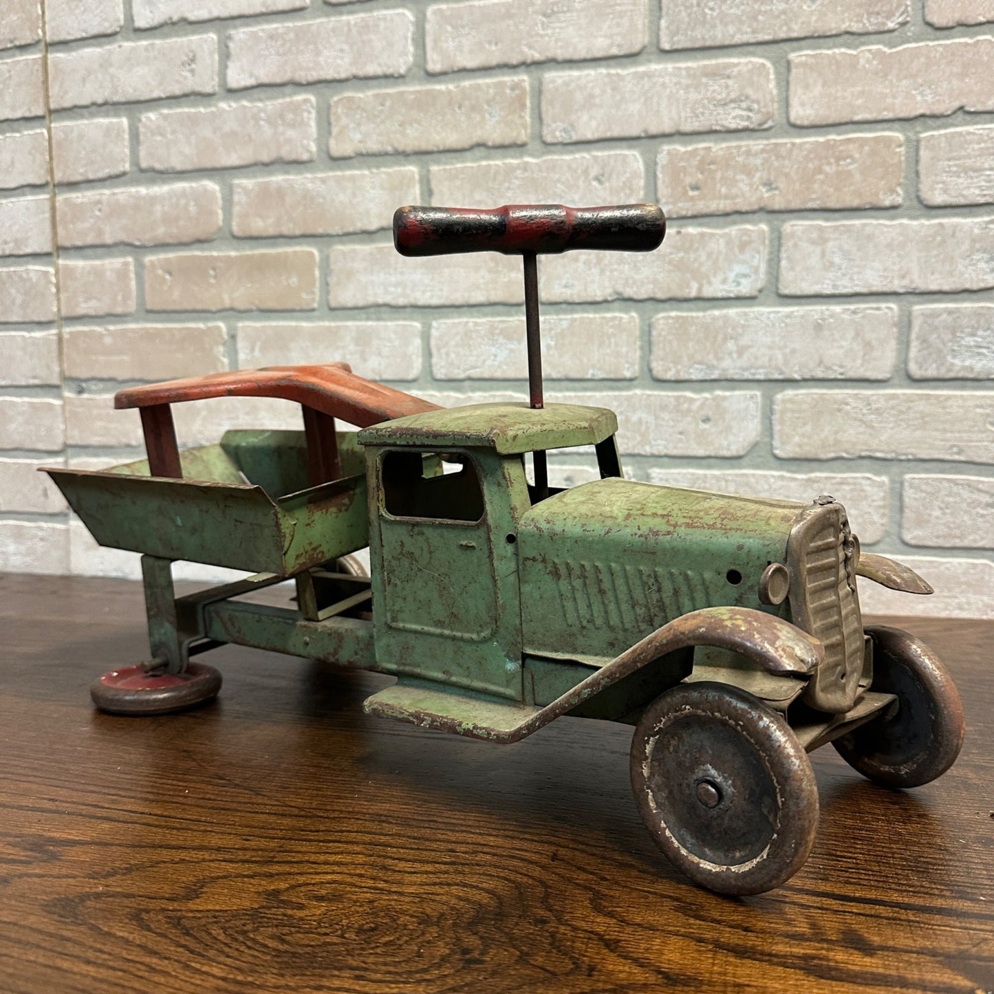 VINTAGE ANTIQUE STRUCTO PRESSED STEEL DUMP TRUCK RIDE ON TOY 1930's KEYSTONE