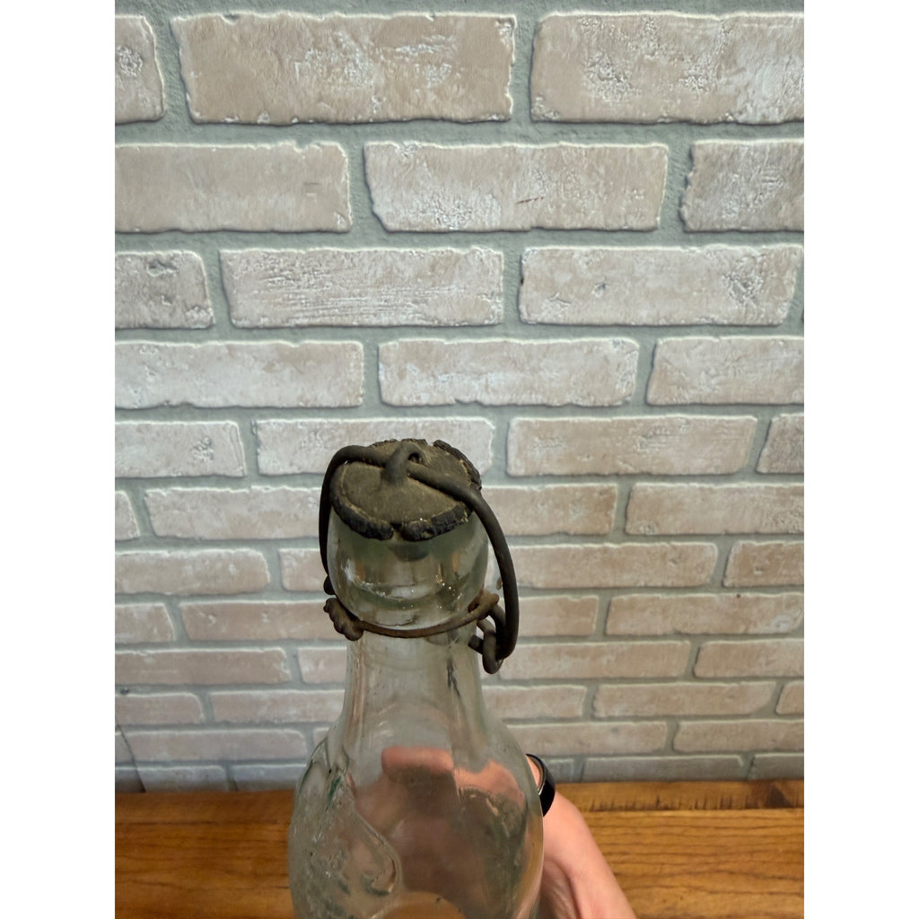 Vintage Bottle Embossed "INDEPENDENT BR'G ASS'N CHICAGO" 1910s