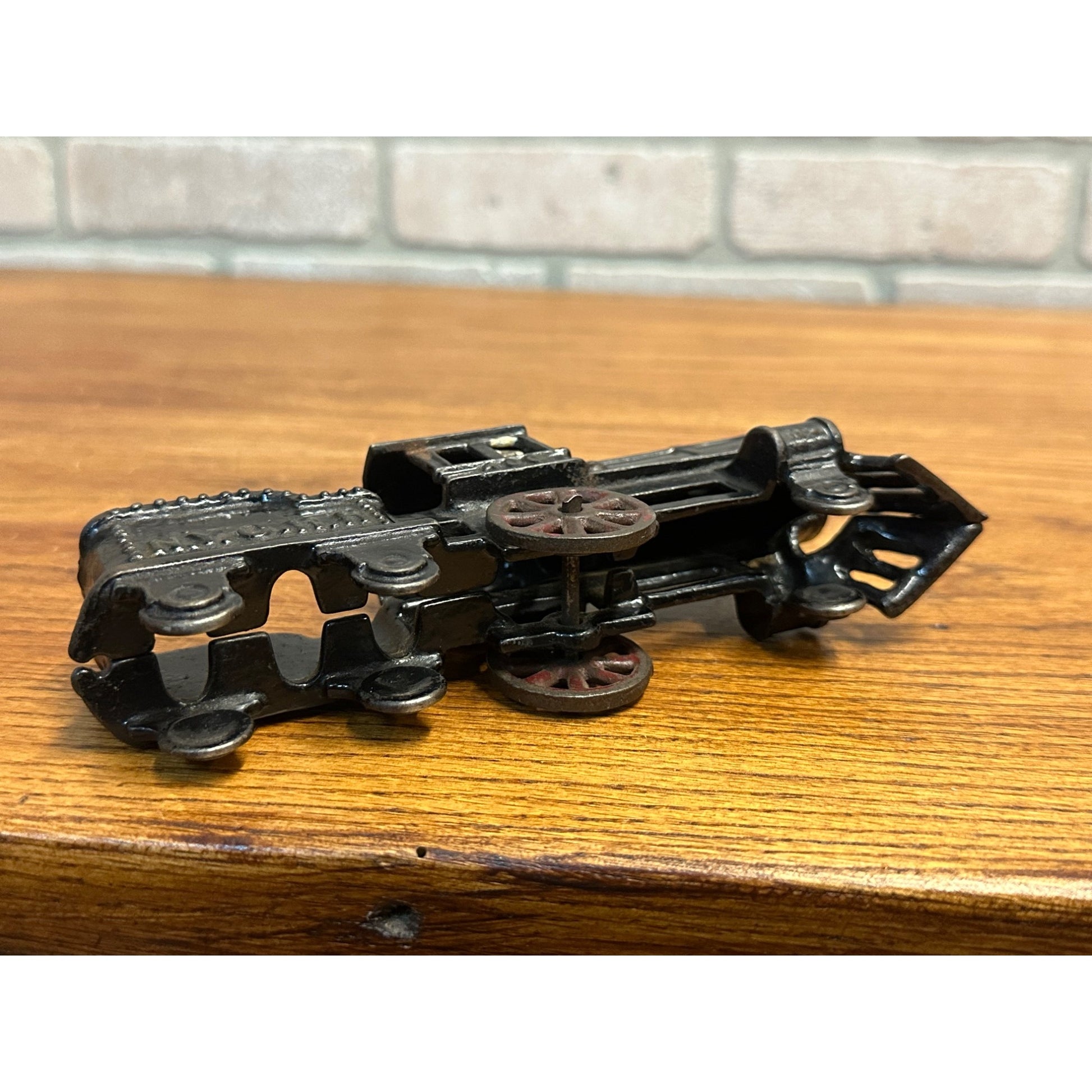 Antique Hubley #400 New York Central Railroad Cast Iron Train Locomotive Toy