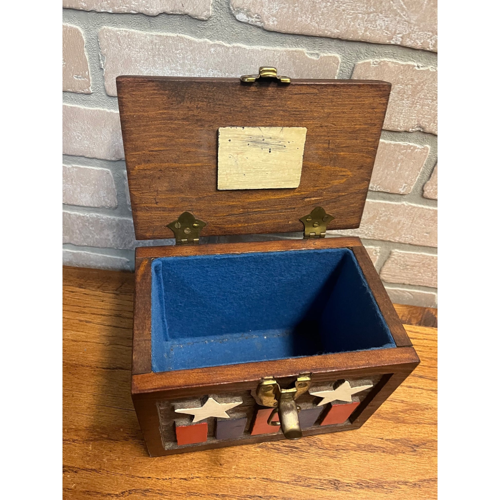 Vintage 1940s WWII Patriotic Homefront Americana Wooden Carved Hinged Box