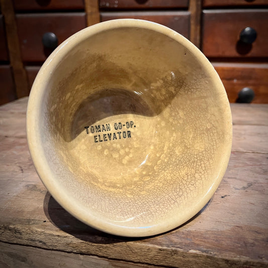 Vintage Tomah Co-op Elevator Watts Wattware Bowl