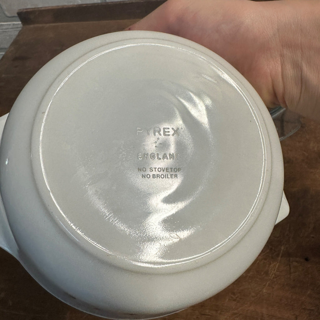 1986 Pyrex Blue Iris Flower Whirte 6-1/2" Casserole Dish With Lid