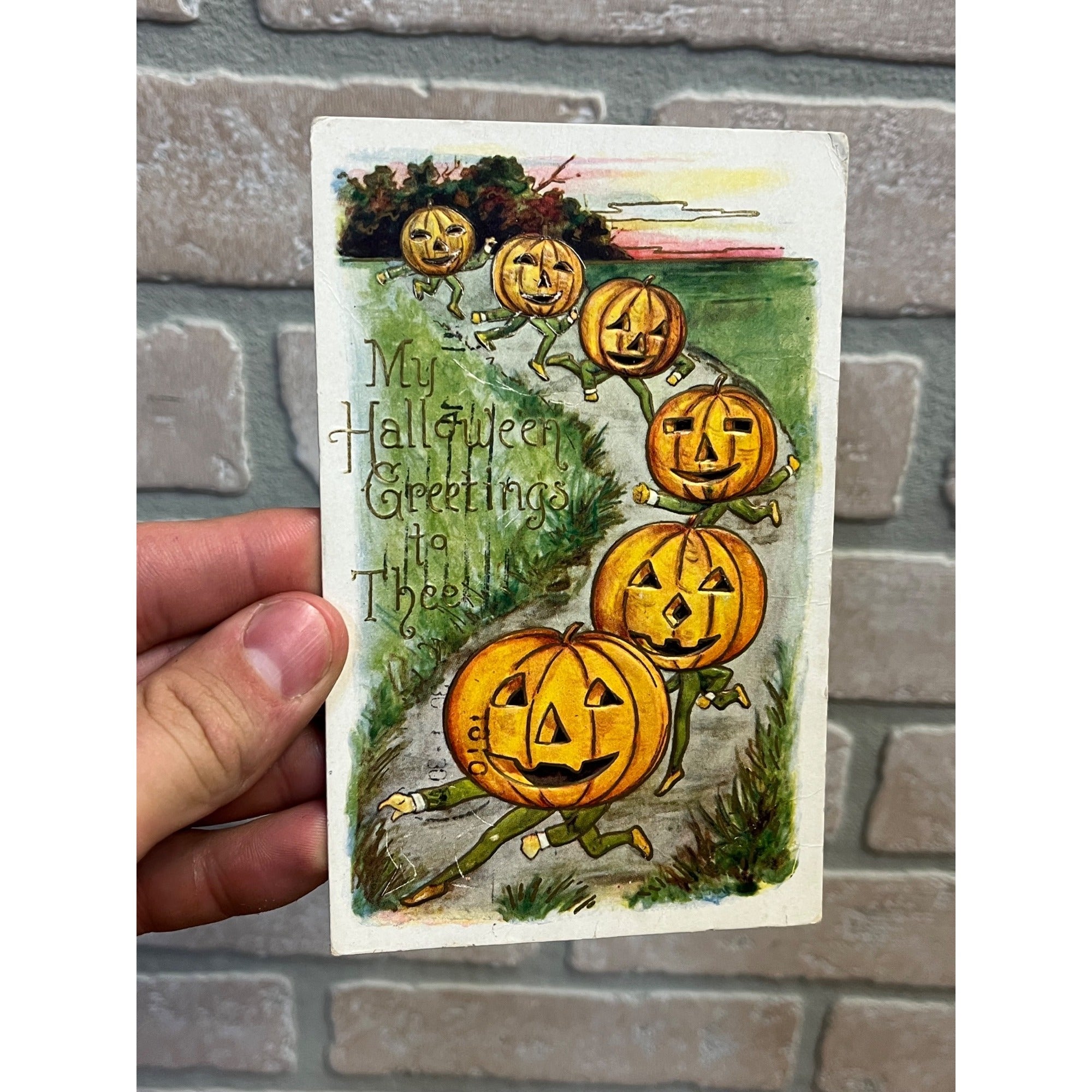 My HALLOWEEN Greeting to Thee Pumpkin JOL People Running 1910 Vintage Postcard