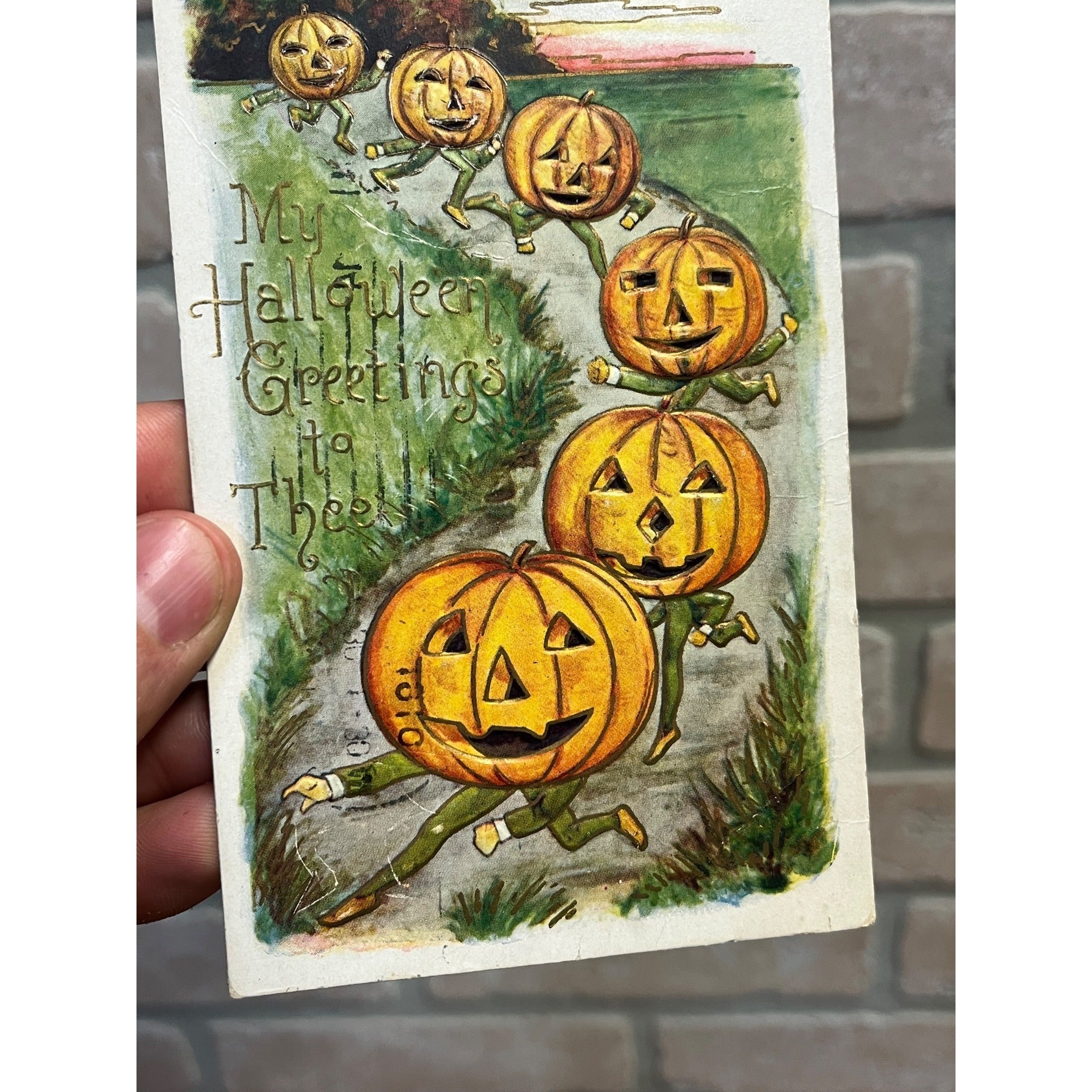 My HALLOWEEN Greeting to Thee Pumpkin JOL People Running 1910 Vintage Postcard