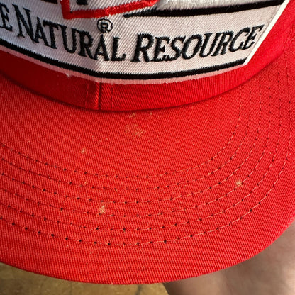 VINTAGE RED FARMING RETRO FARM SERVICES SEEDS AGRICULTURAL SNAPBACK HAT