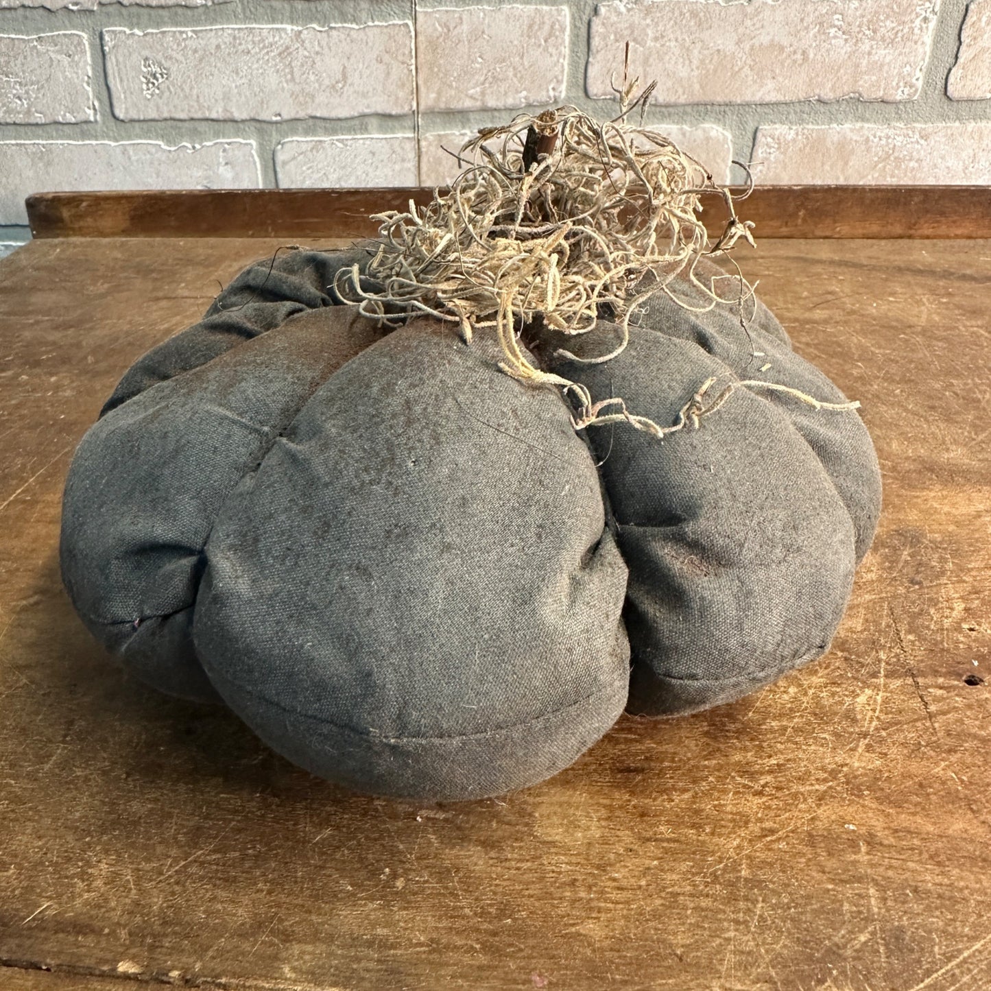 Halloween Primitive Faded Black Gray Grungy Pumpkin Decor Rustic