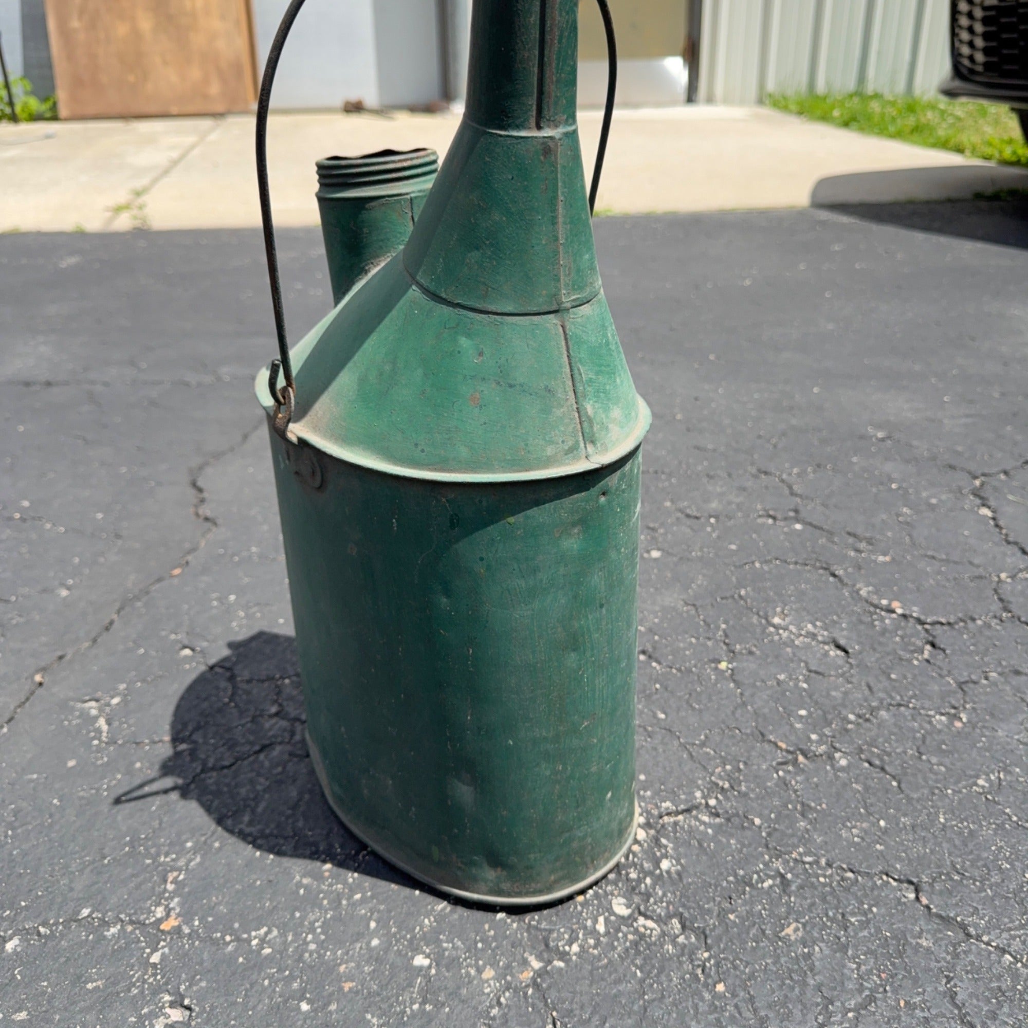 Vintage Galvanized Railroad Long Spout Oil Can Train Farm Water Green Paint